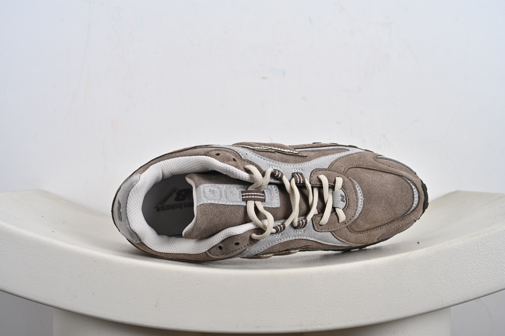 New Balance 204L系列 新百伦 薄底鞋 薄底皮质鞋带德训系 减震耐磨包裹性支撑轻便 低帮 生活休闲鞋 U204LMMA