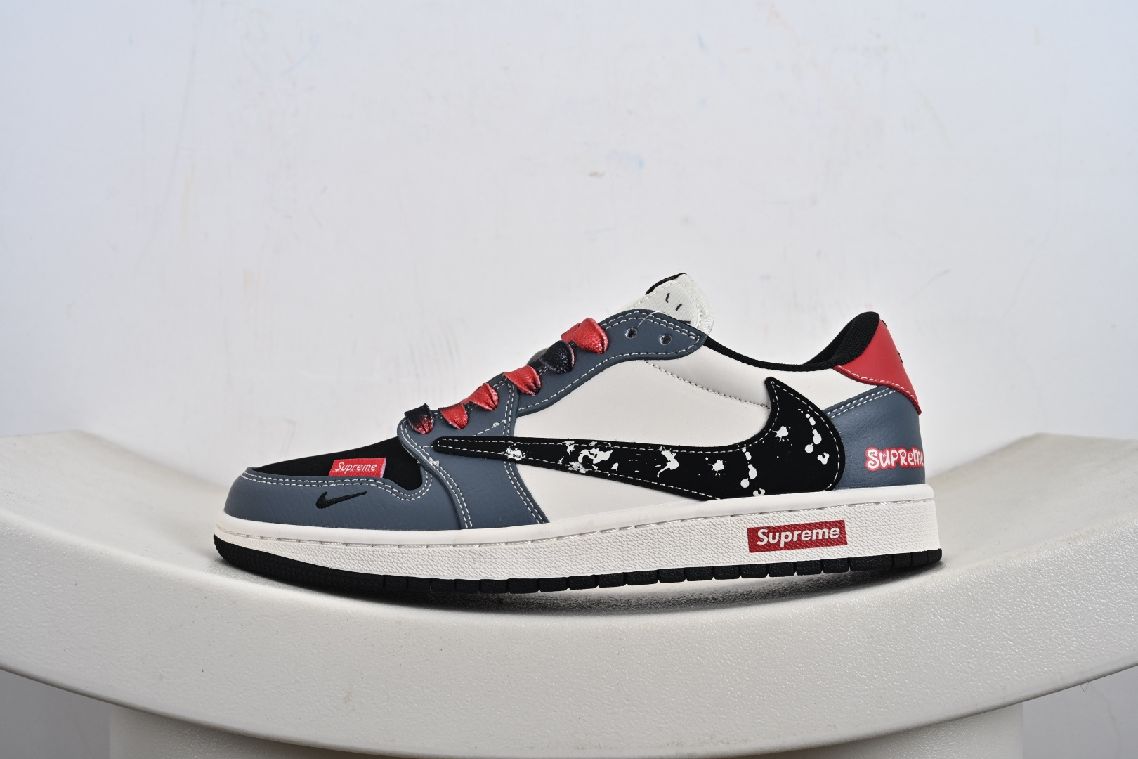 Nike Air Jordan 1 Low 定制配色 supreme联名 定制AJ联名-高端定制 低帮复古文化板鞋 QW5088-202