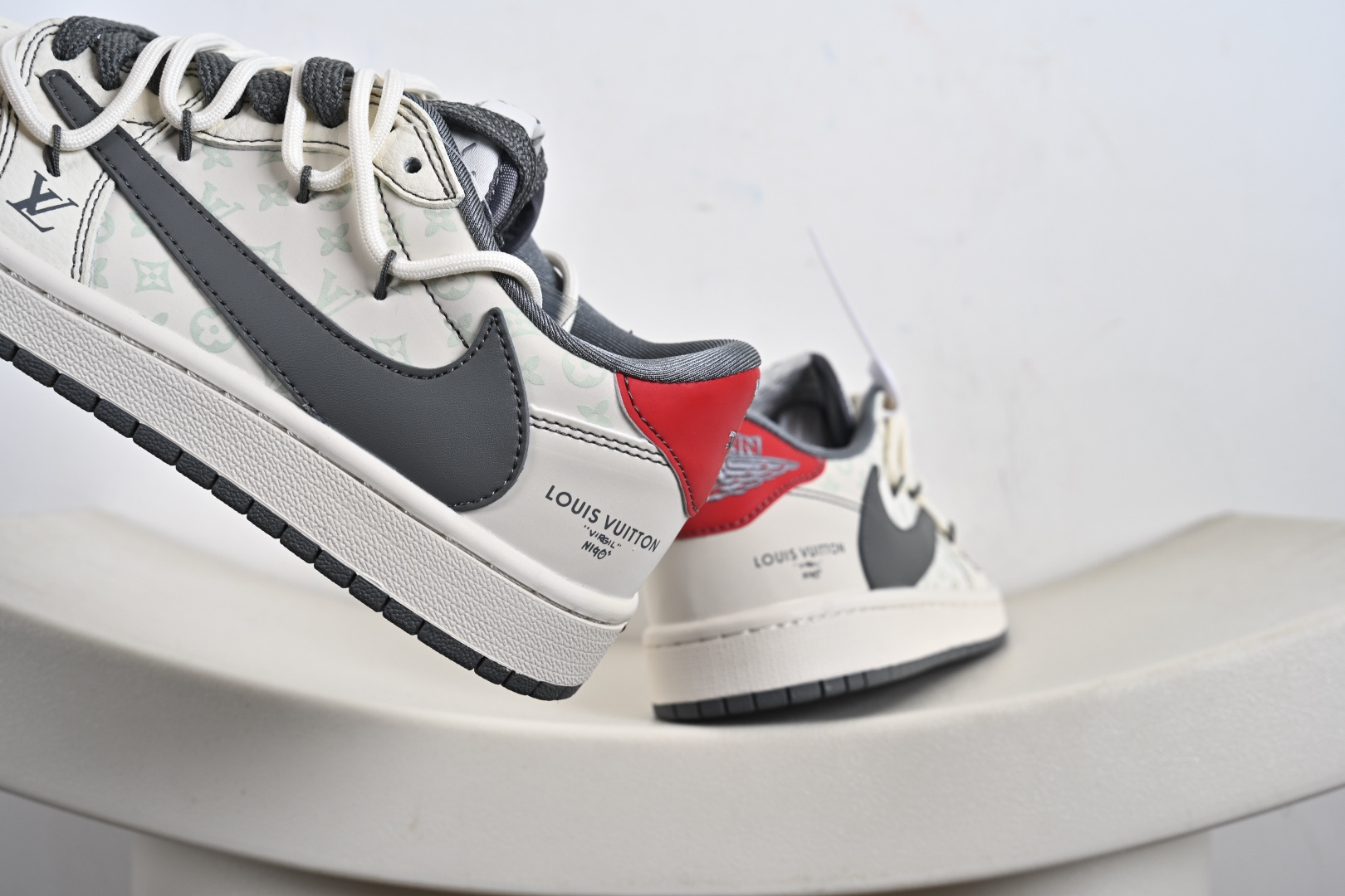 Travis Scott x Fragment Design x Jordan Air Jordan 1 Low OG SP LV联名-米灰印花红标” HT5088-605