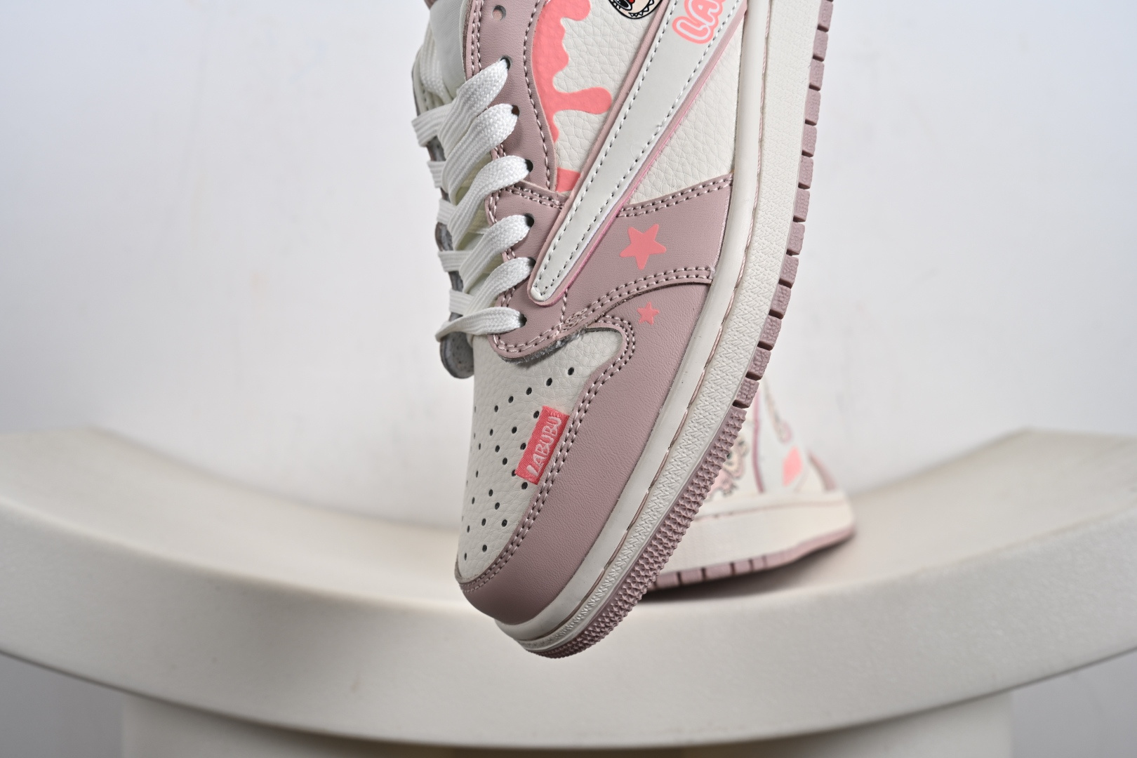 Nike Air Jordan 1 Low 定制配色 拉布布联名 定制AJ联名-高端定制 低帮复古文化板鞋 DZ5899-021