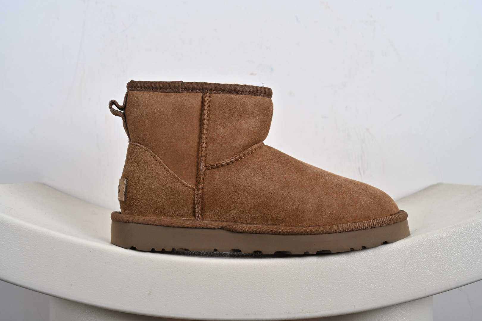 经典款 羊皮毛一体雪地靴 TREADLITE”轻翼”科技外底 1016222