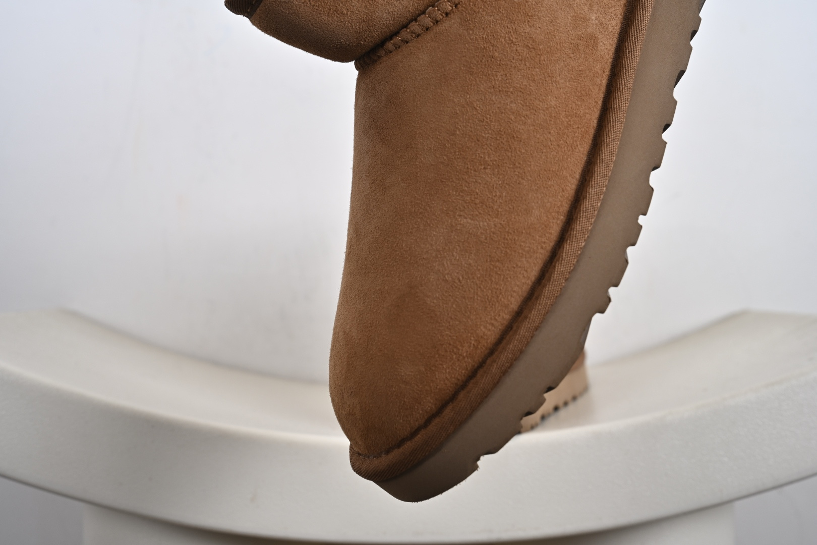 经典款 羊皮毛一体雪地靴 TREADLITE”轻翼”科技外底 1016222