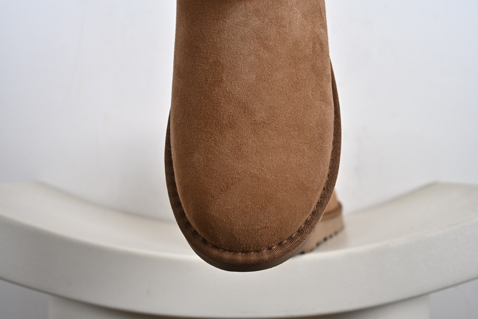 经典款 羊皮毛一体雪地靴 TREADLITE”轻翼”科技外底 1016222