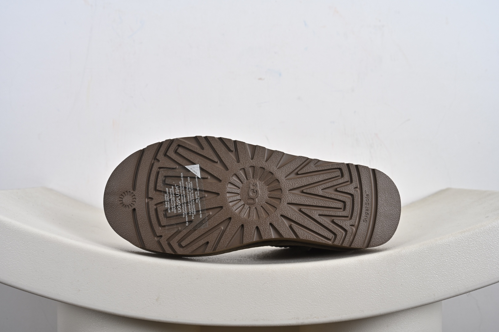 经典款 羊皮毛一体雪地靴 TREADLITE”轻翼”科技外底 1135092