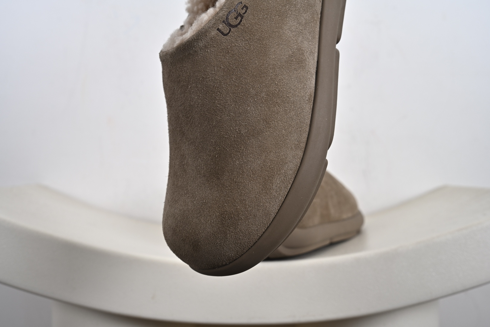 经典款 羊皮毛一体雪地靴 TREADLITE”轻翼”科技外底 W/716