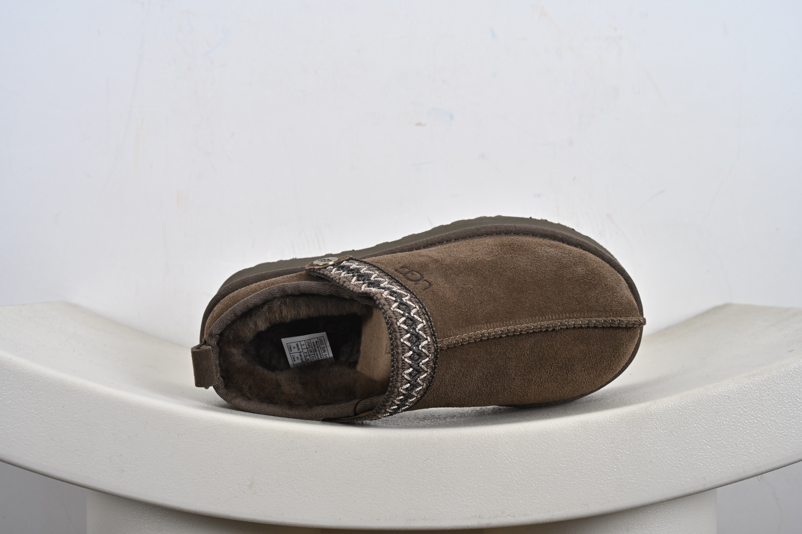 经典款 羊皮毛一体雪地靴 TREADLITE”轻翼”科技外底 1122553