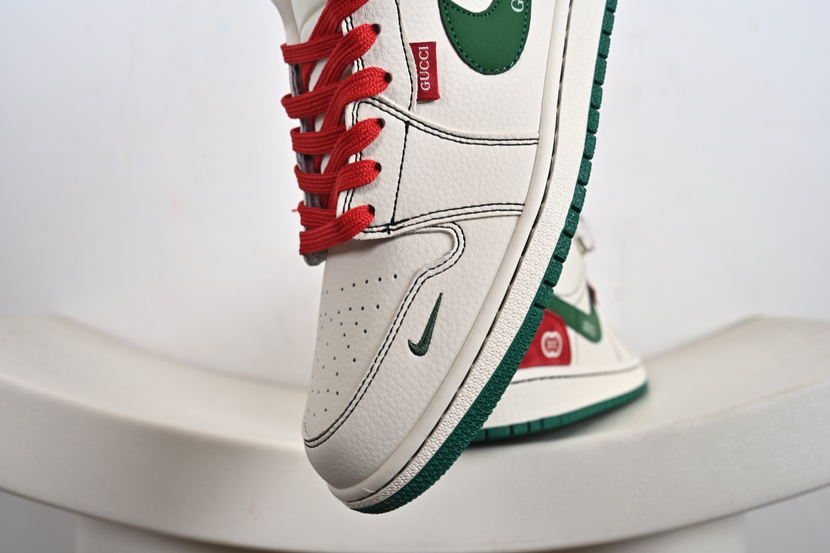 高端定制Air Jordan 1 Low AJ1 乔1 “古驰联名---奶白拼接红绿”高端定制 低帮复古篮球鞋 LD2025-003