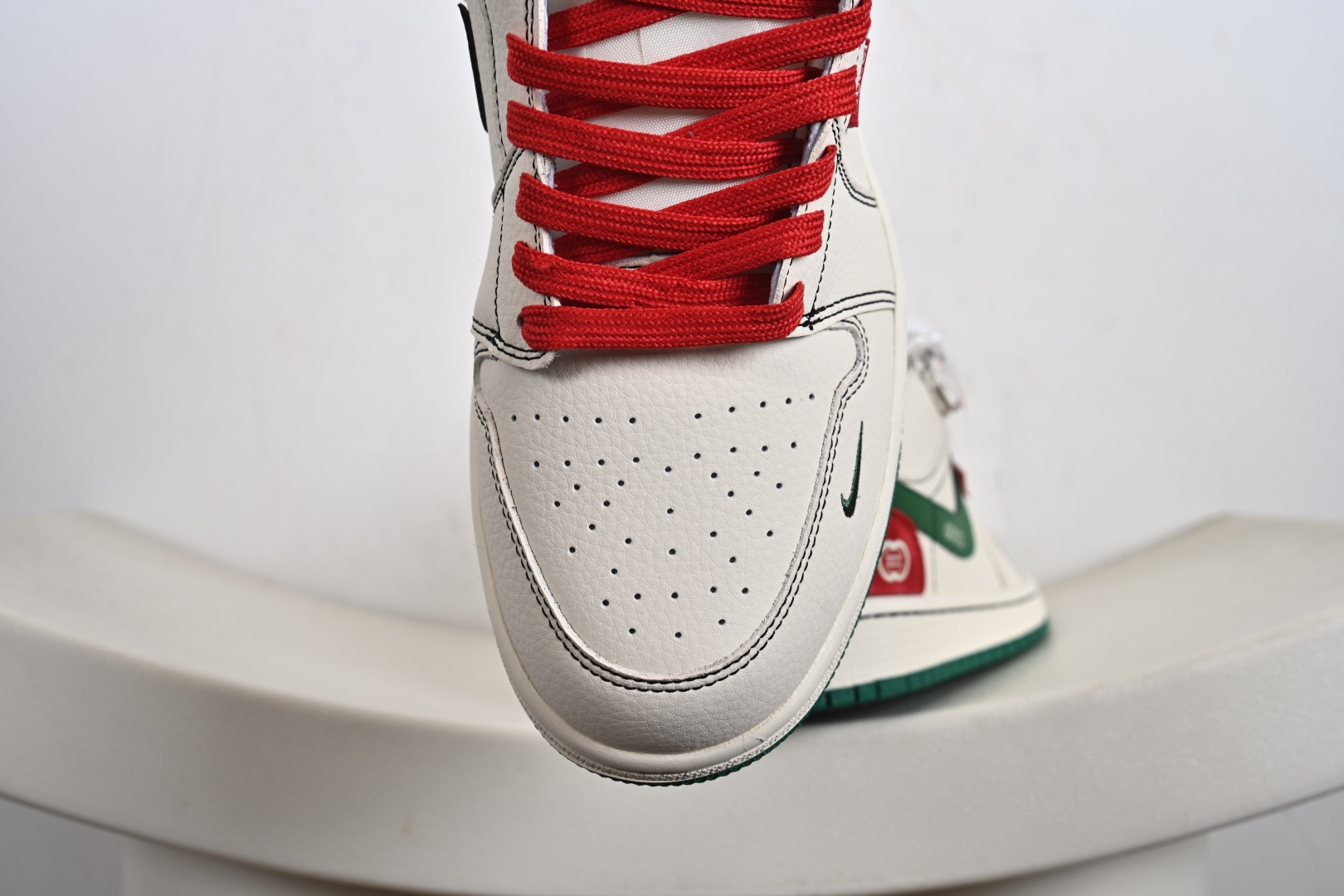 高端定制Air Jordan 1 Low AJ1 乔1 “古驰联名---奶白拼接红绿”高端定制 低帮复古篮球鞋 LD2025-003