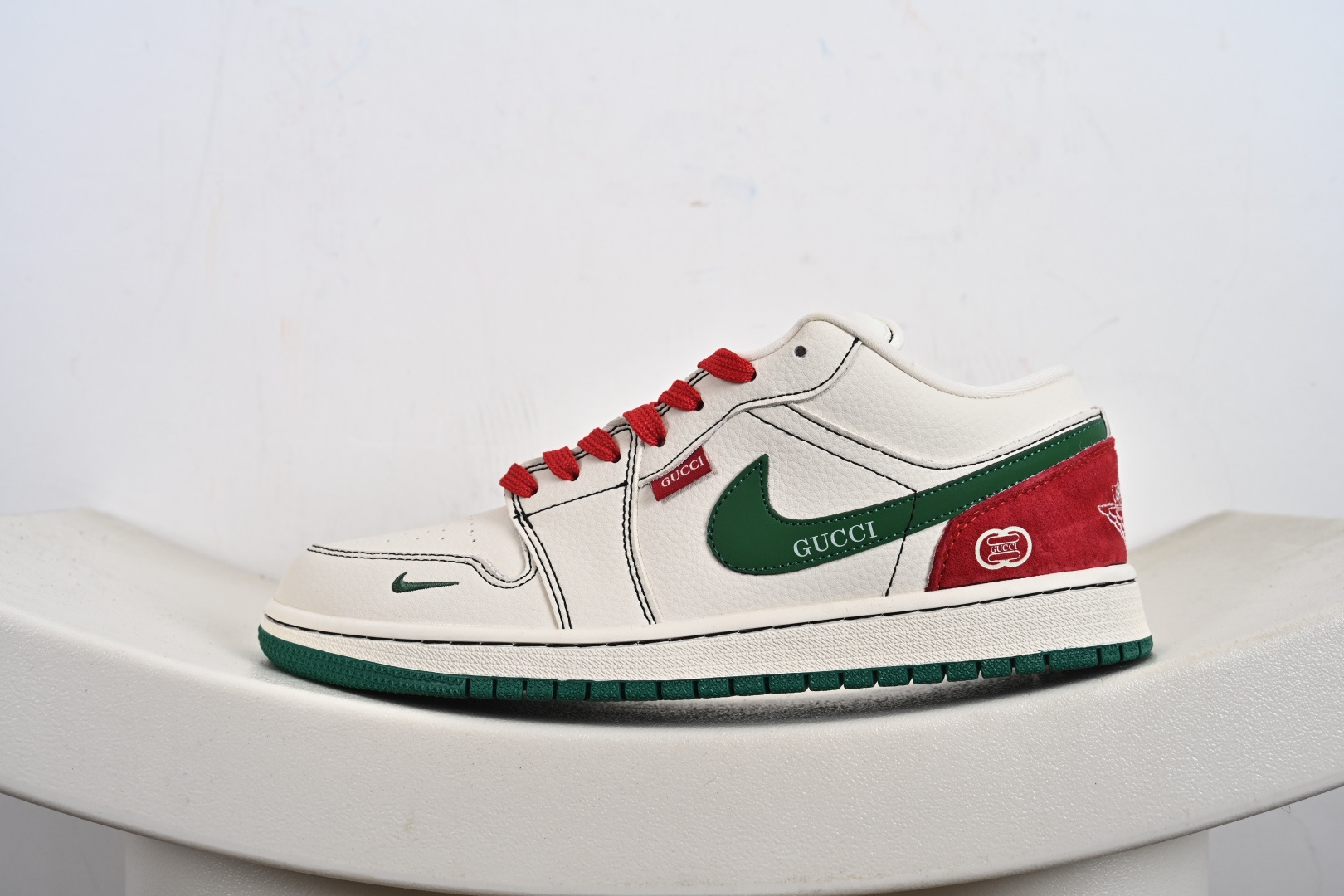 高端定制Air Jordan 1 Low AJ1 乔1 “古驰联名---奶白拼接红绿”高端定制 低帮复古篮球鞋 LD2025-003