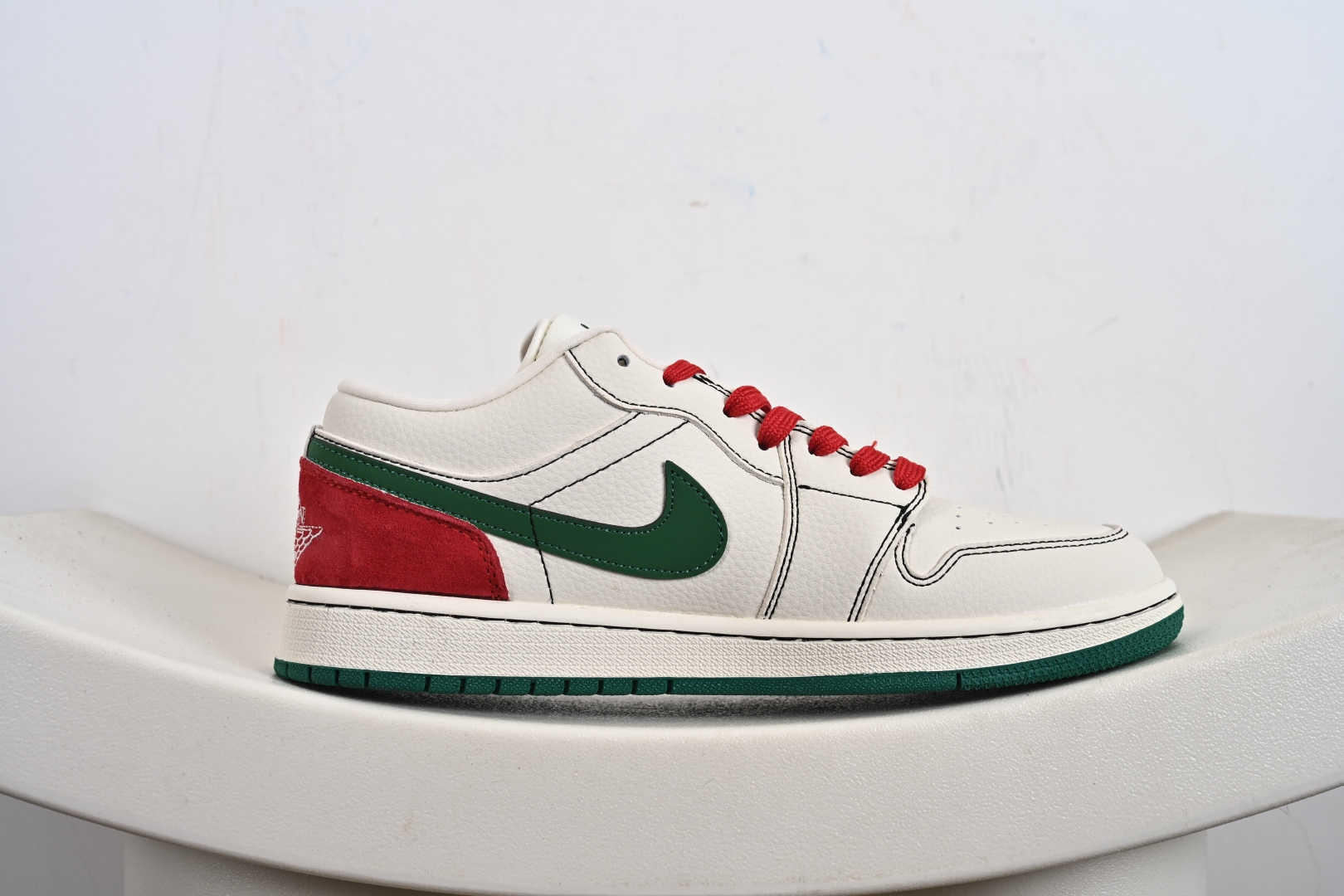 高端定制Air Jordan 1 Low AJ1 乔1 “古驰联名---奶白拼接红绿”高端定制 低帮复古篮球鞋 LD2025-003