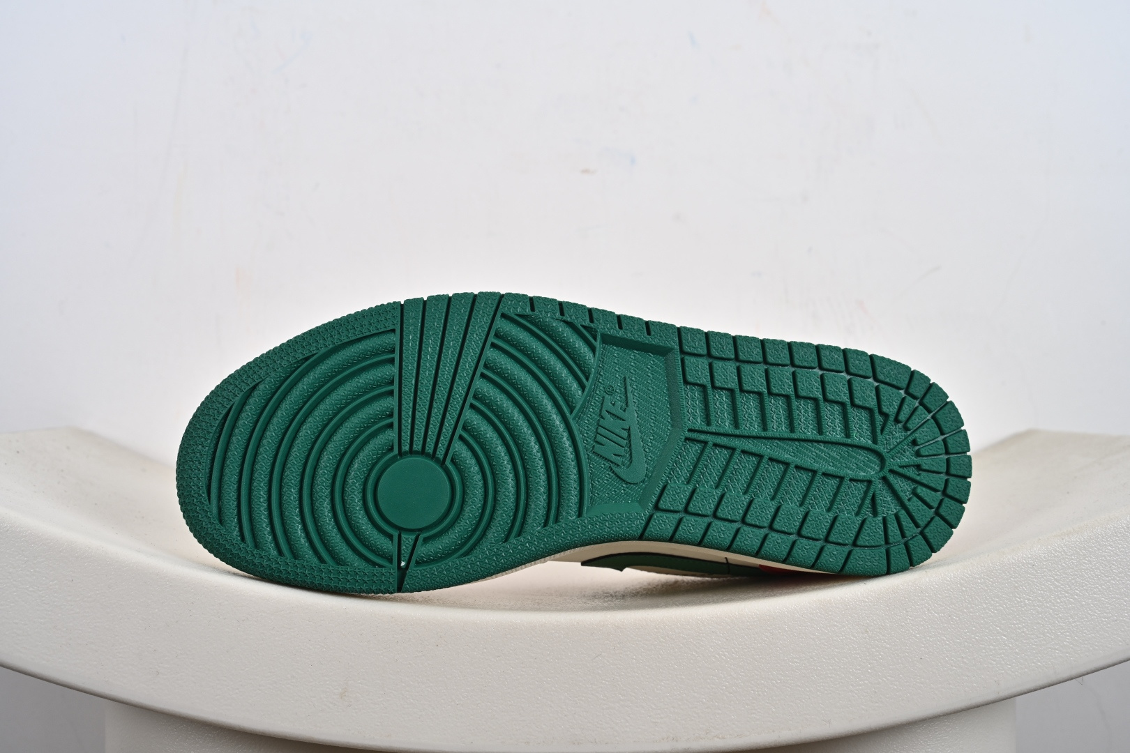 高端定制Air Jordan 1 Low AJ1 乔1 “古驰联名---奶白拼接红绿”高端定制 低帮复古篮球鞋 LD2025-003