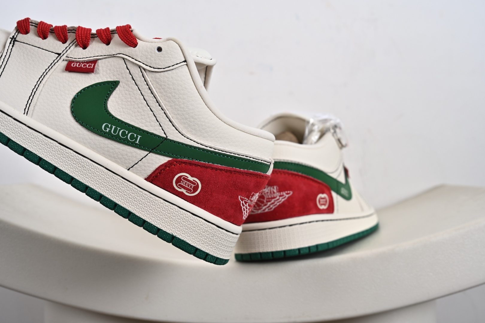 高端定制Air Jordan 1 Low AJ1 乔1 “古驰联名---奶白拼接红绿”高端定制 低帮复古篮球鞋 LD2025-003