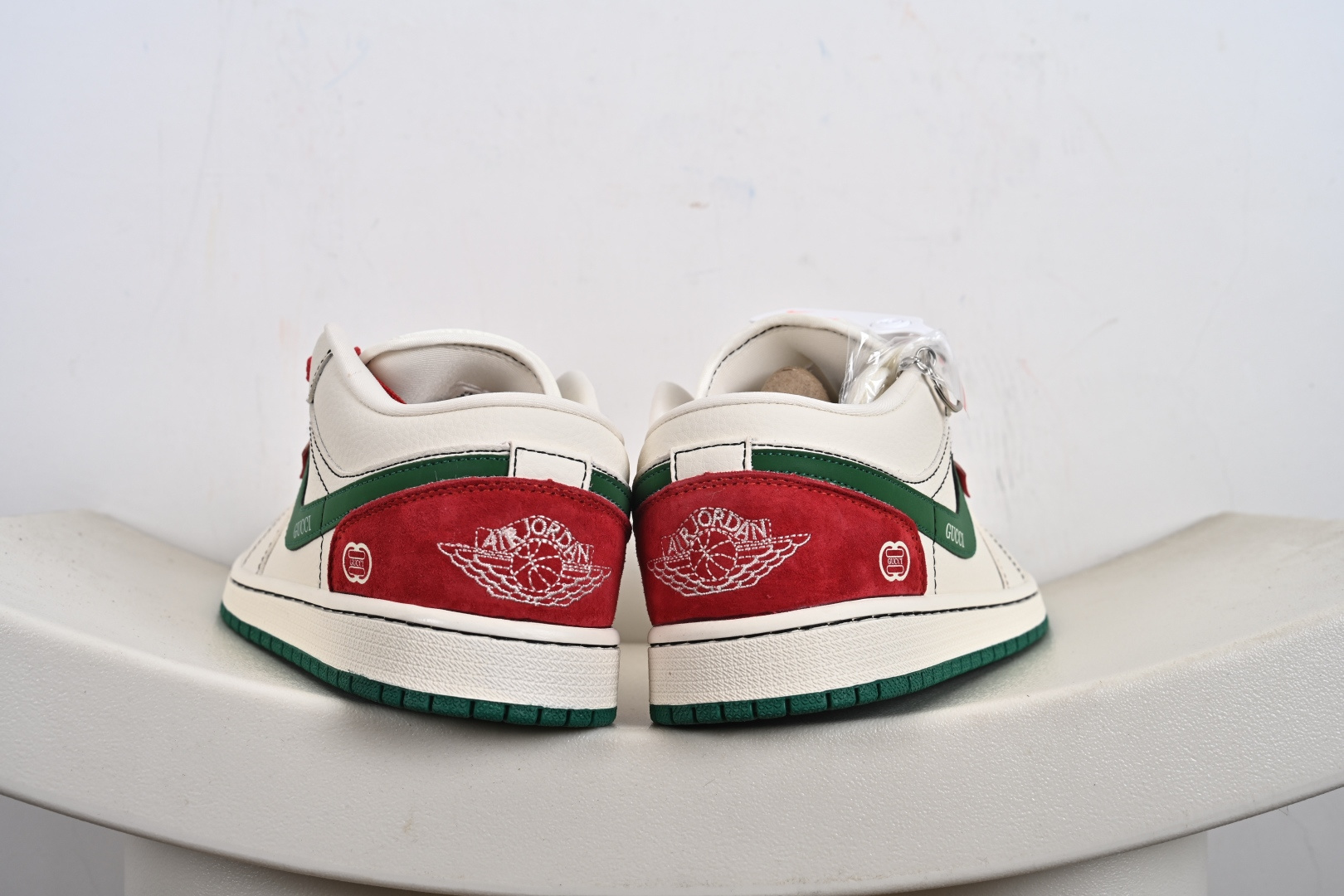 高端定制Air Jordan 1 Low AJ1 乔1 “古驰联名---奶白拼接红绿”高端定制 低帮复古篮球鞋 LD2025-003