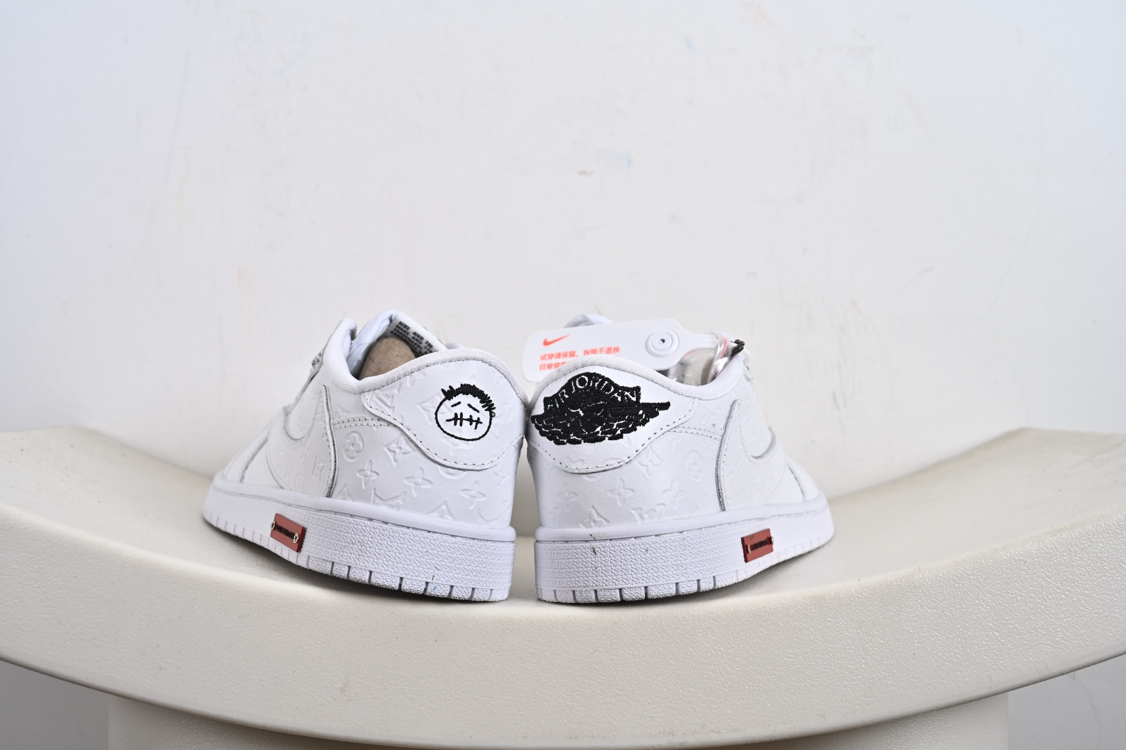 Travis Scott x Fragment Design x Jordan Air Jordan 1 Low OG SP “路易威登LV联名---纯白LV倒钩立体印花” XS2025-076