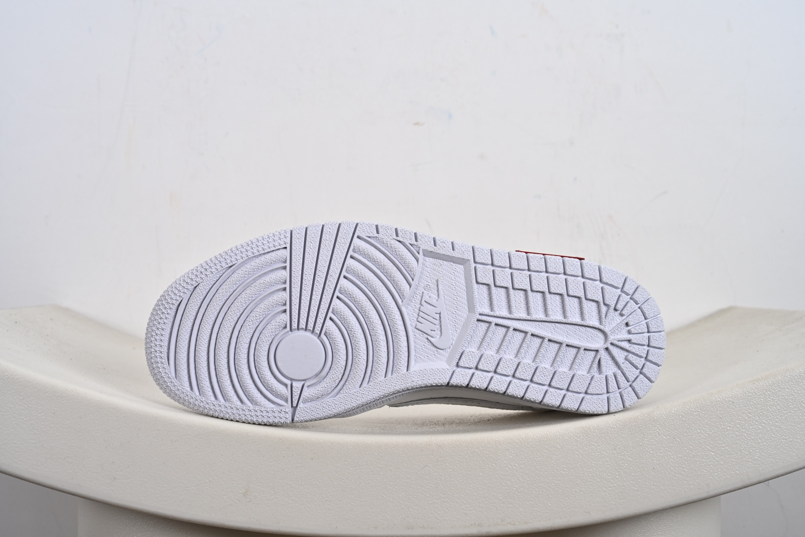 Travis Scott x Fragment Design x Jordan Air Jordan 1 Low OG SP “路易威登LV联名---纯白LV倒钩立体印花” XS2025-076