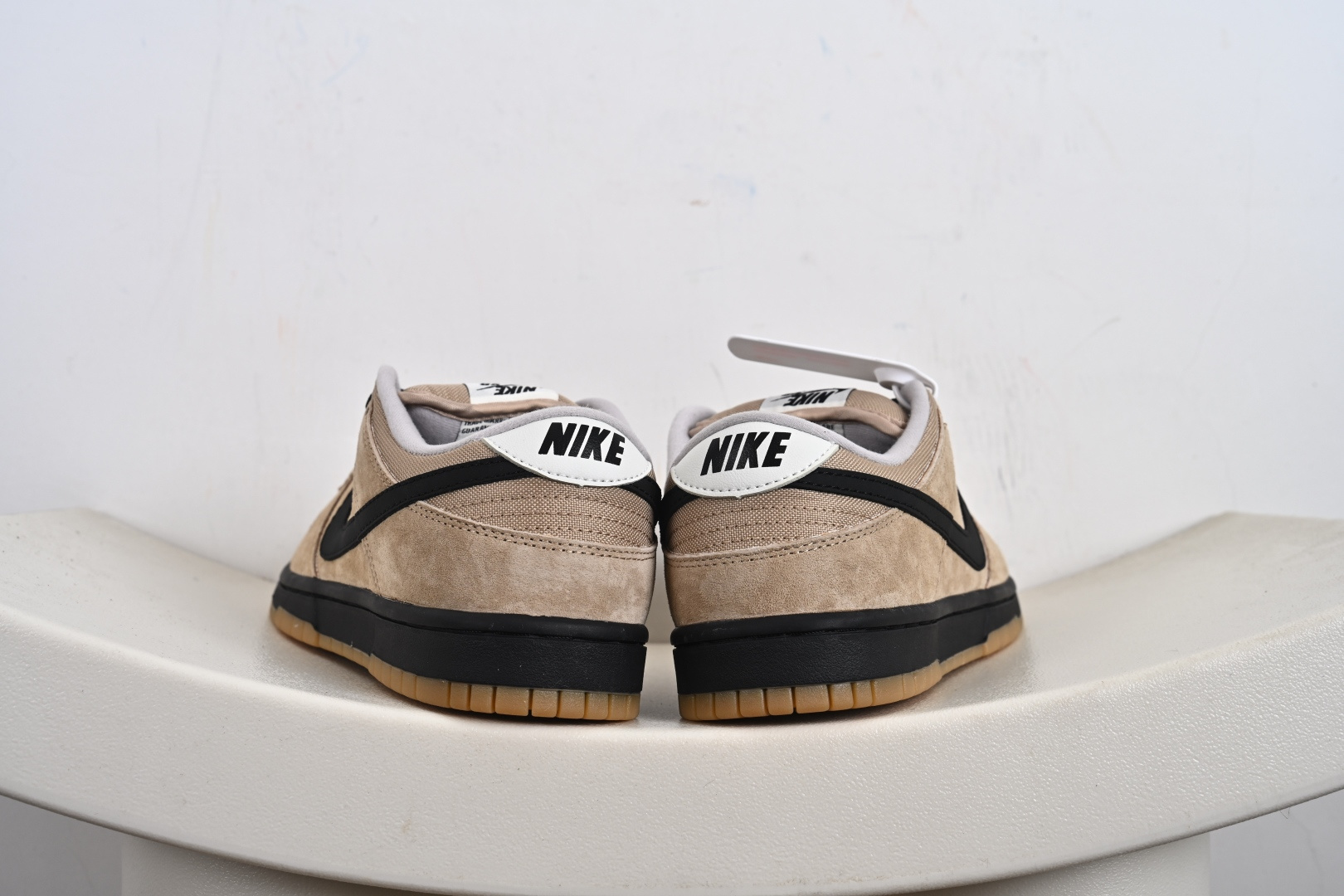 Nike SB Dunk Low pro 独家版型蒸餾加工帶來的是更好的视觉和脚感体验 HJ0367-200
