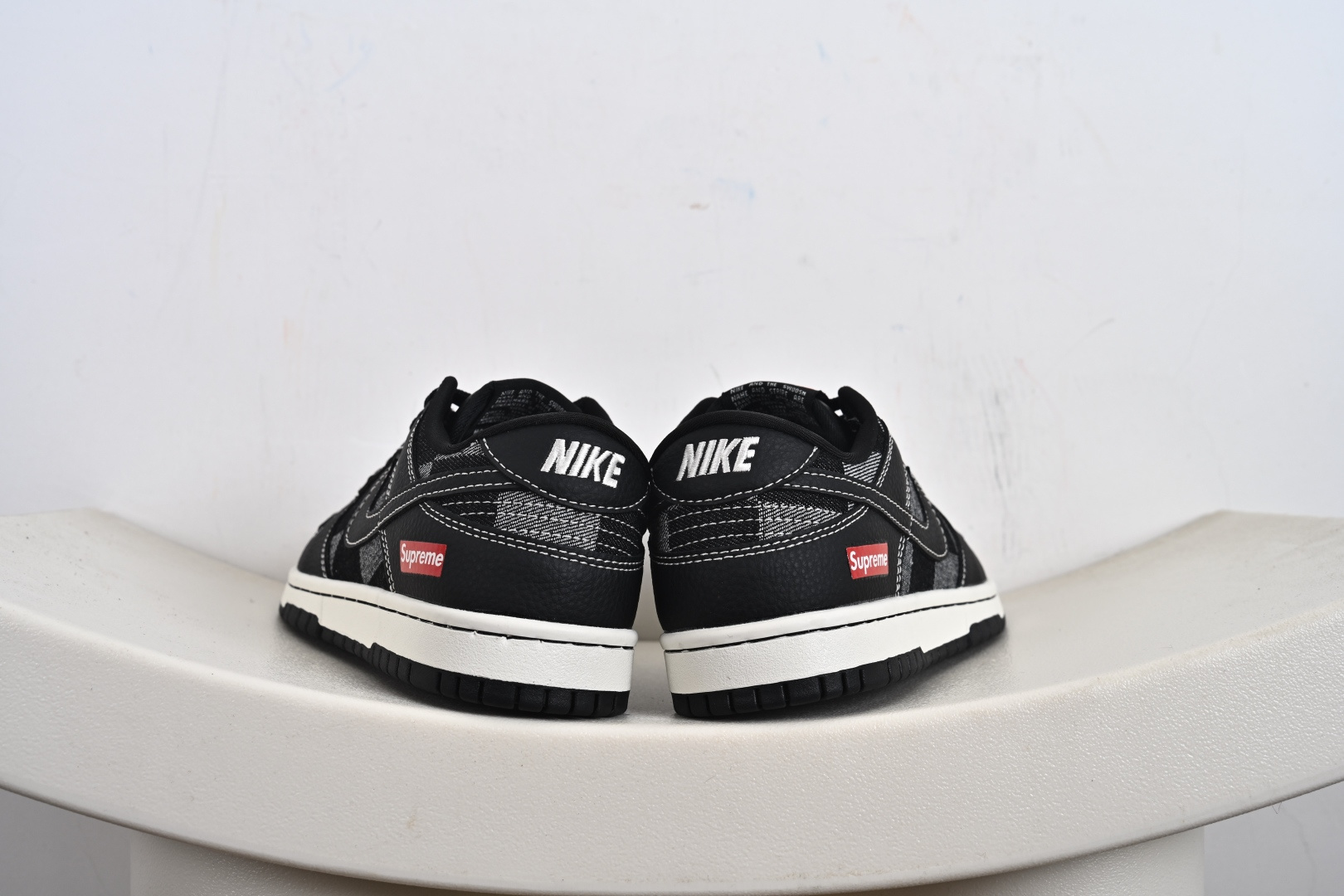 Nike SB Dunk Low“SUP联名——黑灰格调” 高端定制 低帮休闲板鞋 SC0601-462