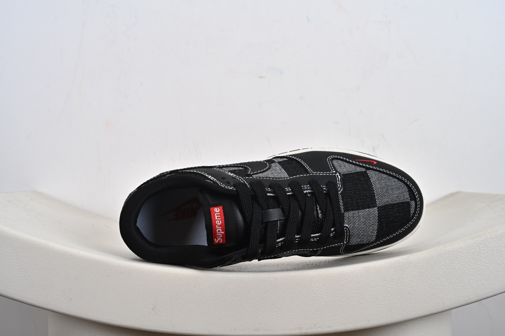 Nike SB Dunk Low“SUP联名——黑灰格调” 高端定制 低帮休闲板鞋 SC0601-462