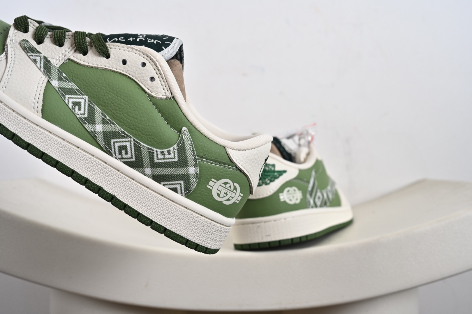 Nike Air Jordan 1 Low 定制配色 定制AJ联名-高端定制 低帮复古文化板鞋 XS2025-028