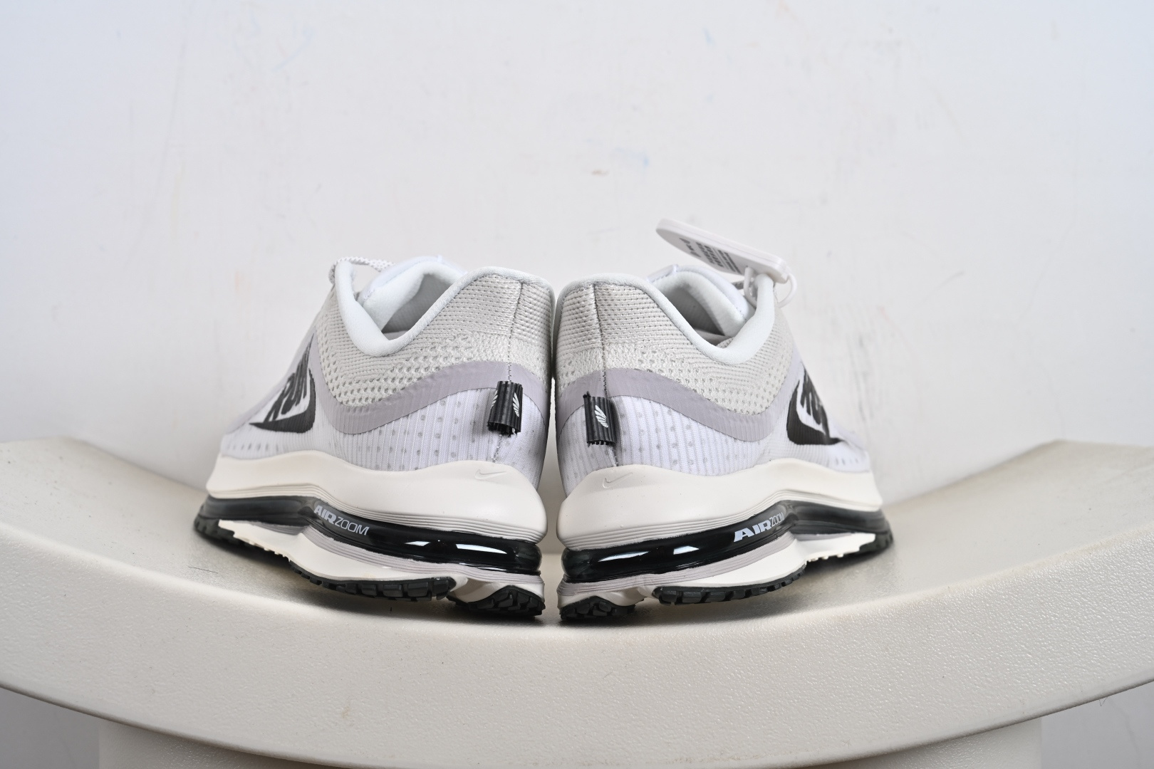 Nike Air Zoom Pegasus Premium 耐克新款气垫缓震休闲跑步鞋 IH2288-001