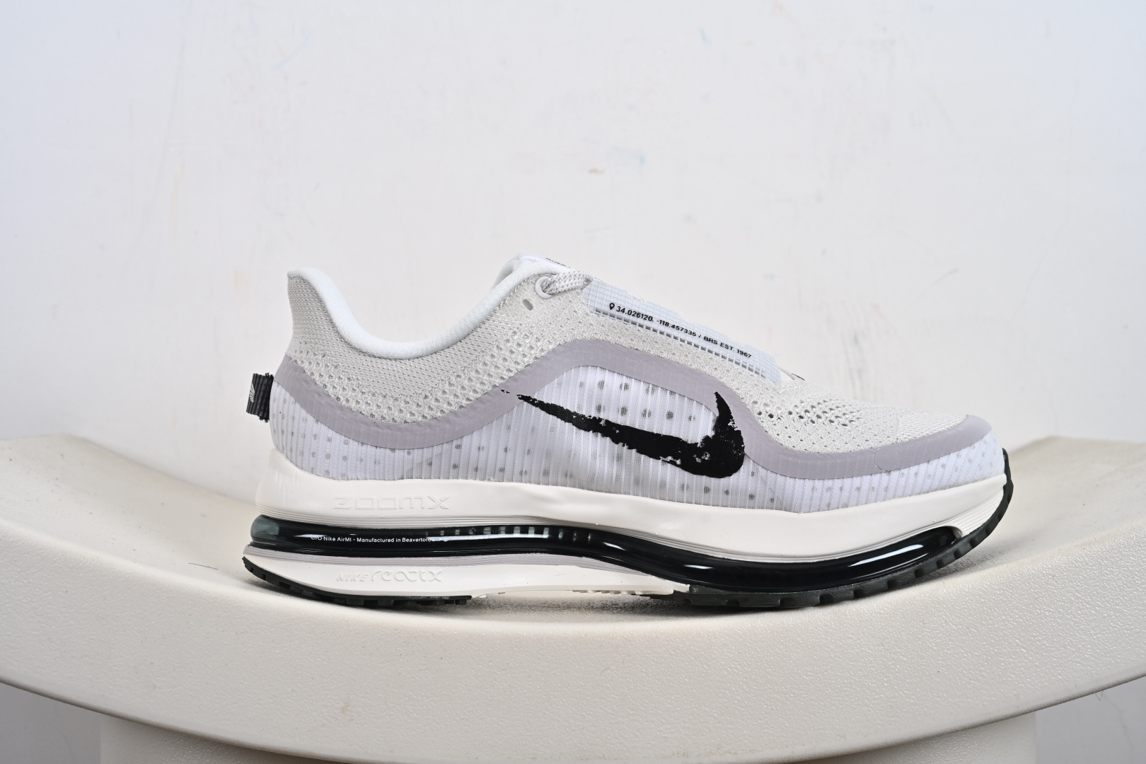 Nike Air Zoom Pegasus Premium 耐克新款气垫缓震休闲跑步鞋 IH2288-001