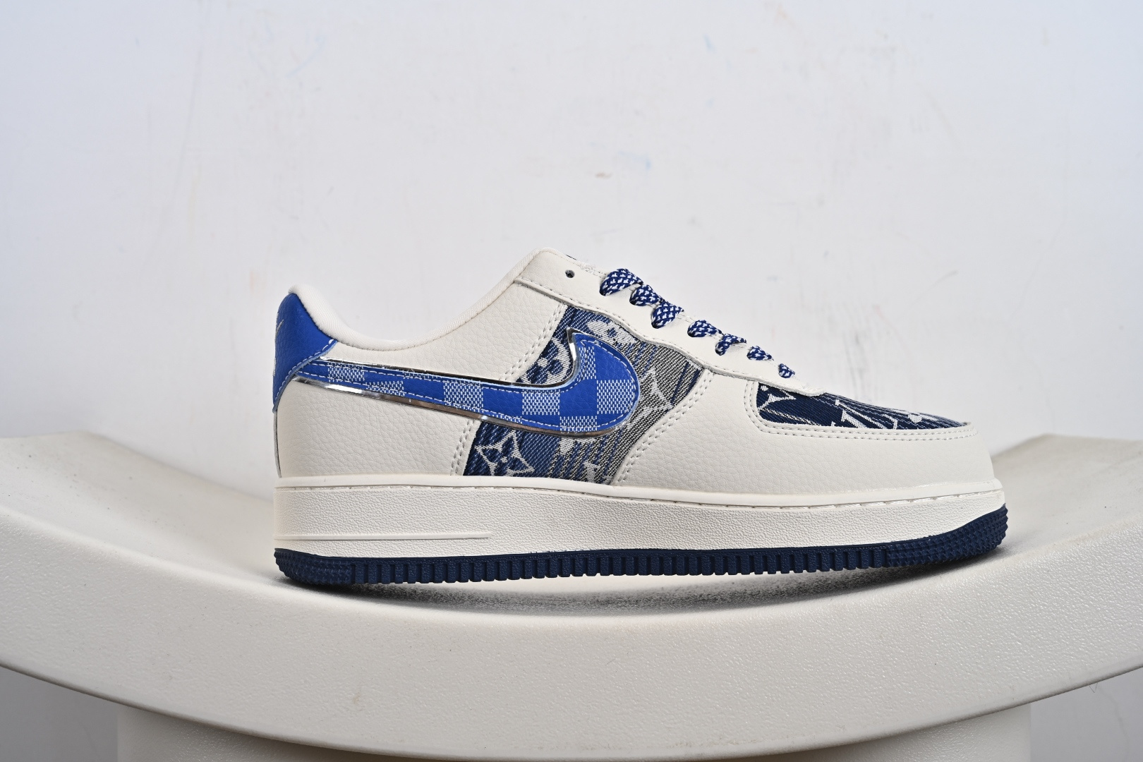 高端定制Nike Air Force 1 '07 Low “路易威登LV联名--- 米白蓝帆布印花” 高端定制 低帮休闲板鞋 XL1979-106