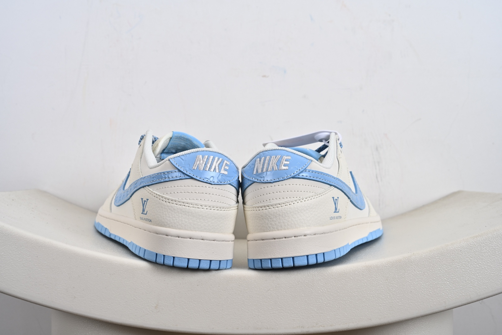 定制版NK SB Dunk Low 联名 米白冰蓝印花 周年高端定制 低帮休闲板鞋 JP1628-015