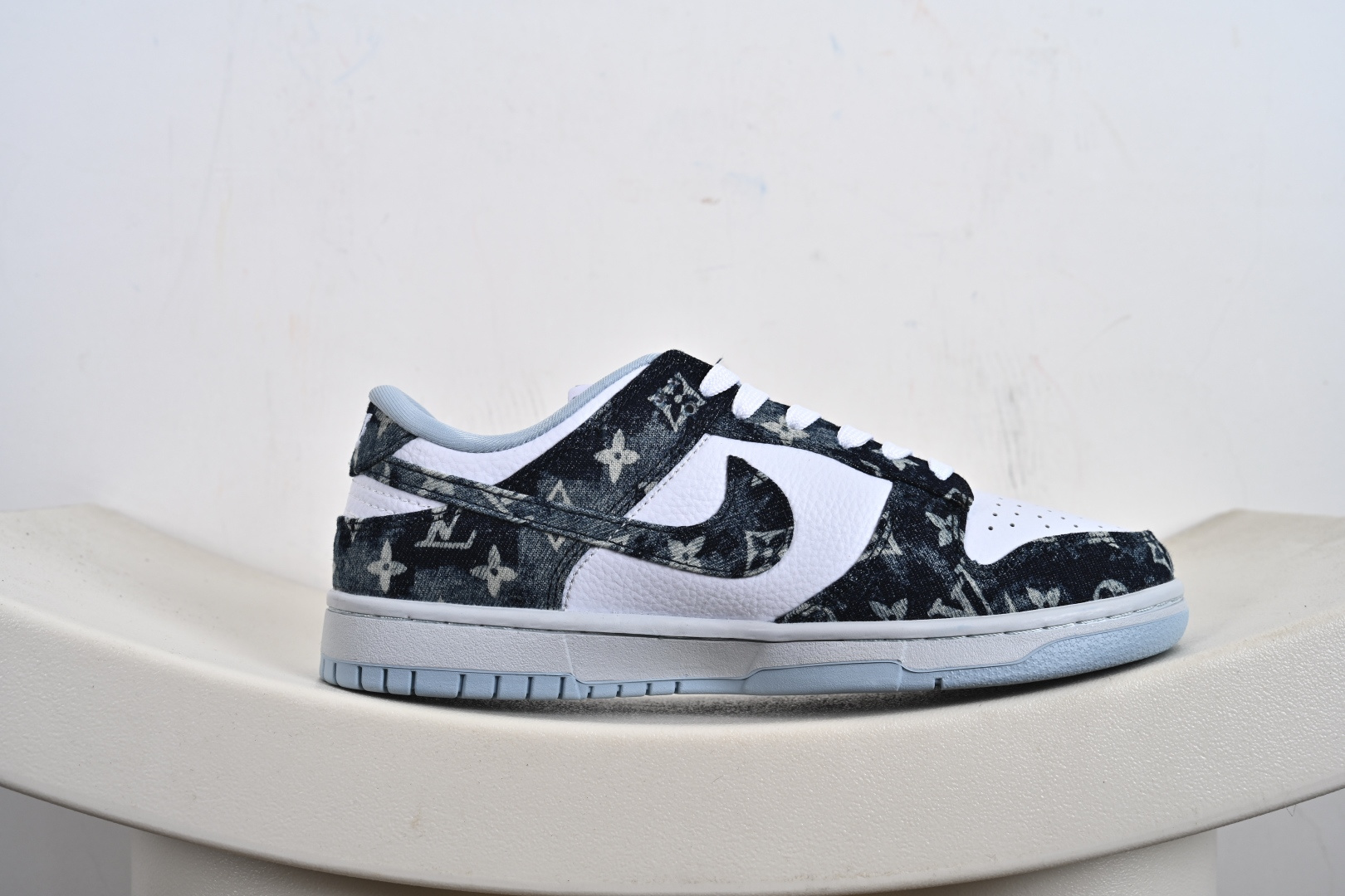 Nike SB Dunk Low LV联名 黑灰牛仔 高端定制 低帮休闲板鞋 SC0601-475