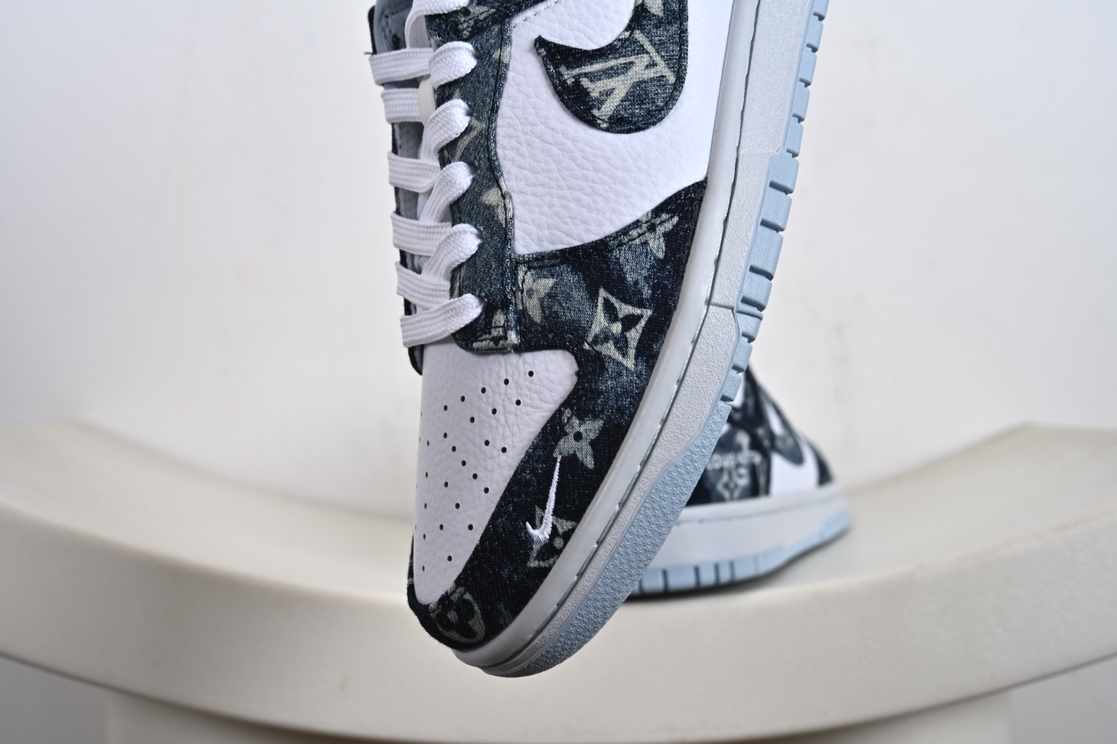 Nike SB Dunk Low LV联名 黑灰牛仔 高端定制 低帮休闲板鞋 SC0601-475