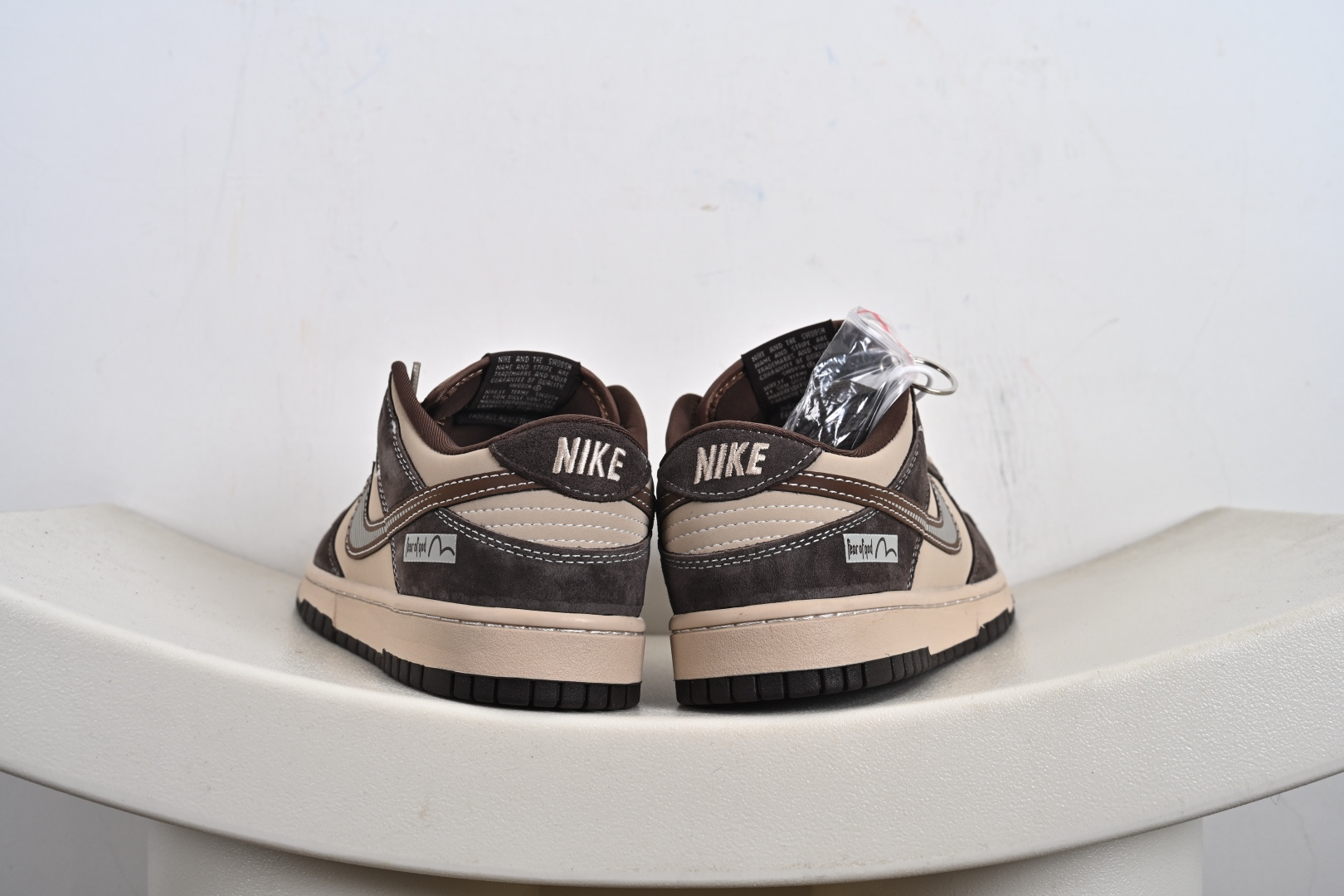 Nike SB Dunk Low 灰棕 DG2025-001