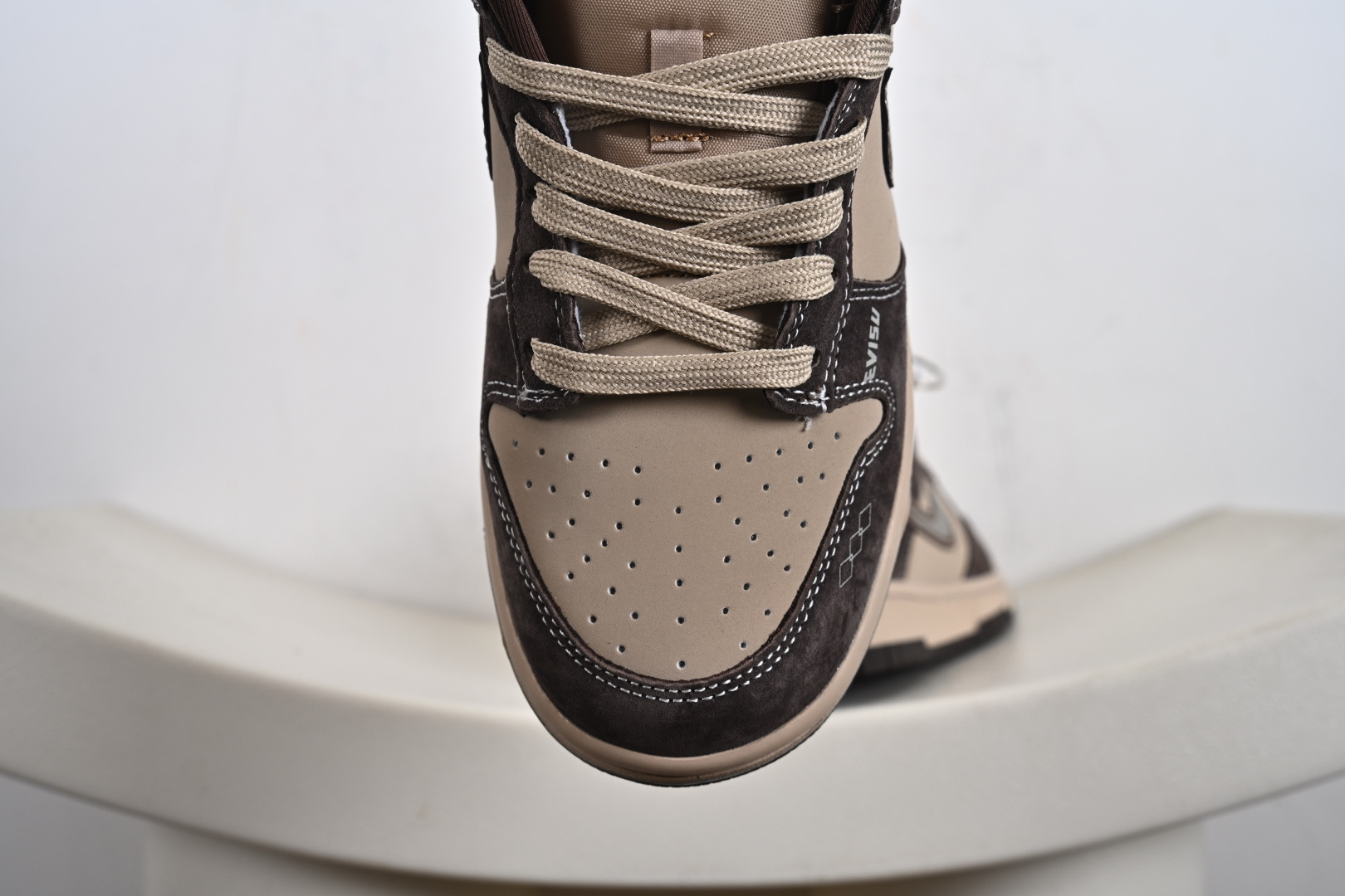 Nike SB Dunk Low 灰棕 DG2025-001