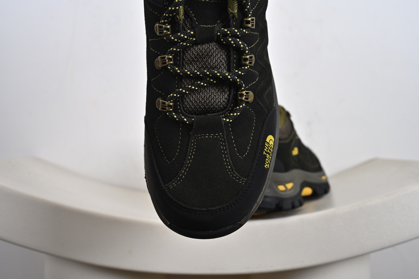 Columbia 哥伦比亚户外登山鞋 户外越野徒步鞋