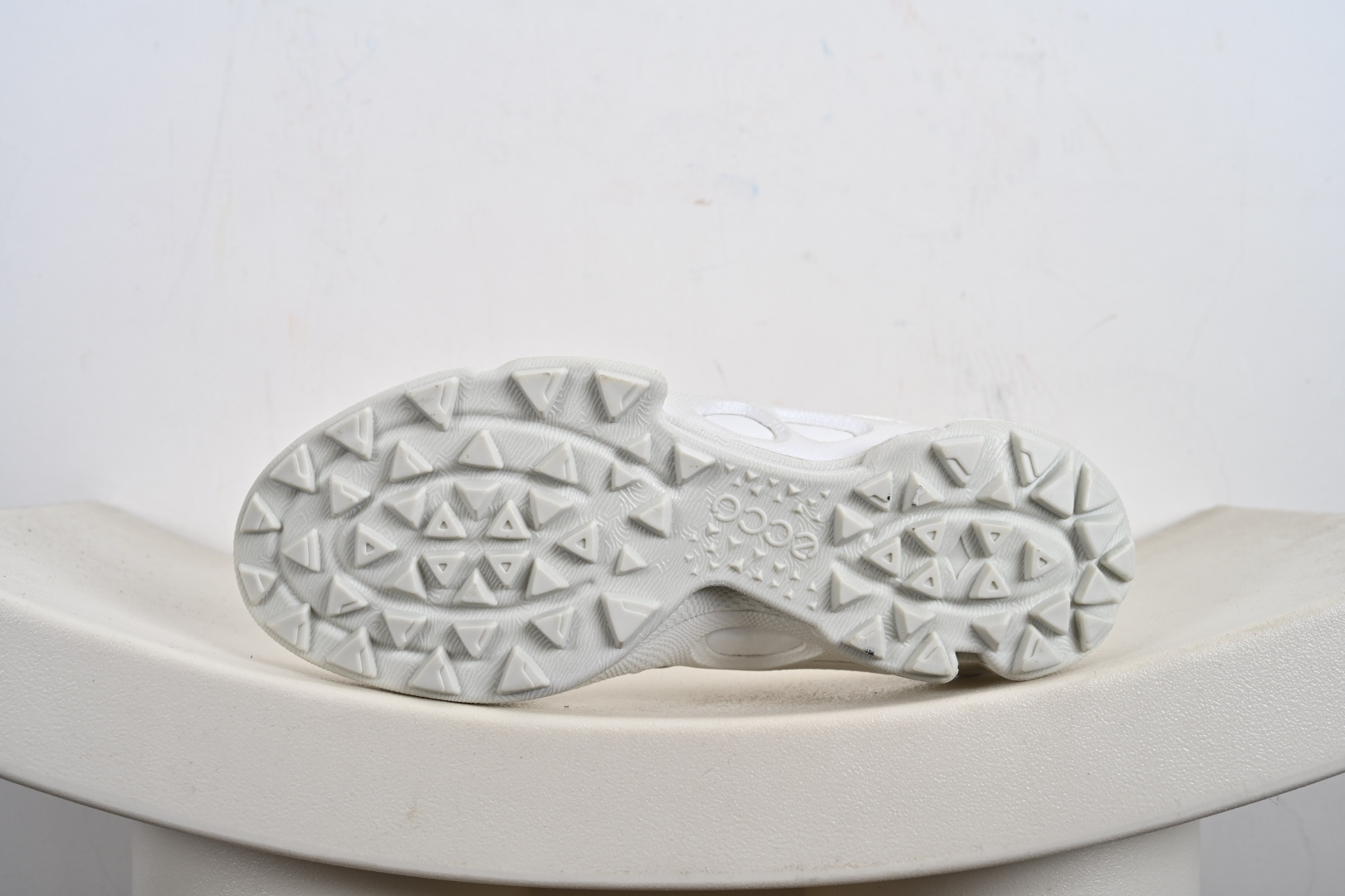 ECCO爱步Men's Sports Running Biom C Leather 健步C系列低帮系带真皮轻量百搭休闲运动鞋 803254