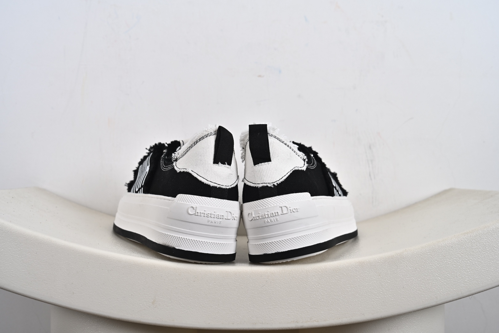 纯原迪奥B33运动鞋2024秋季新品 重新诠释经典的网球鞋