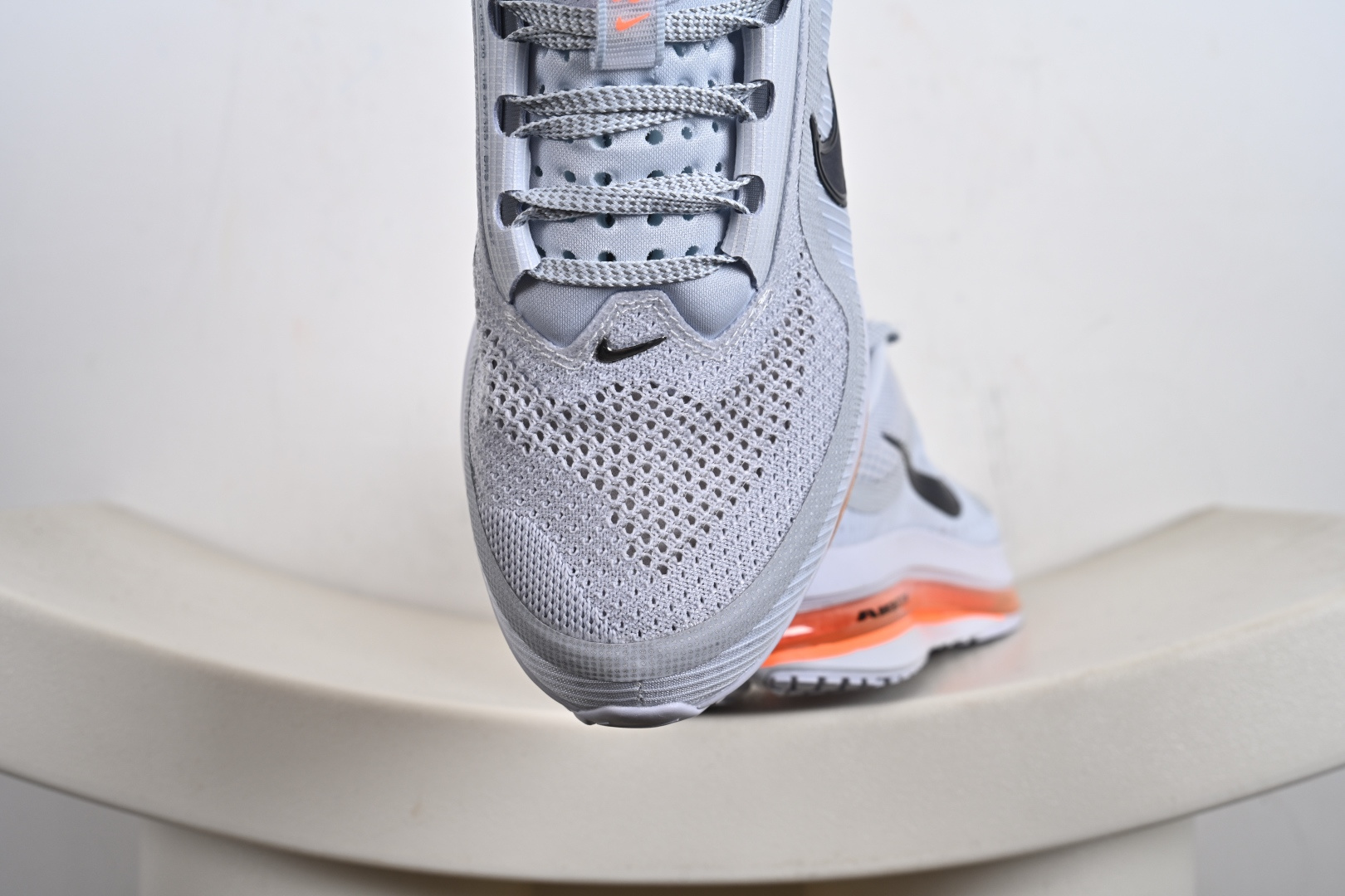 Nike Air Zoom NIKE PEGASUS PREMIUM耐克 新款气垫缓震休闲跑步鞋 HQ2592-002