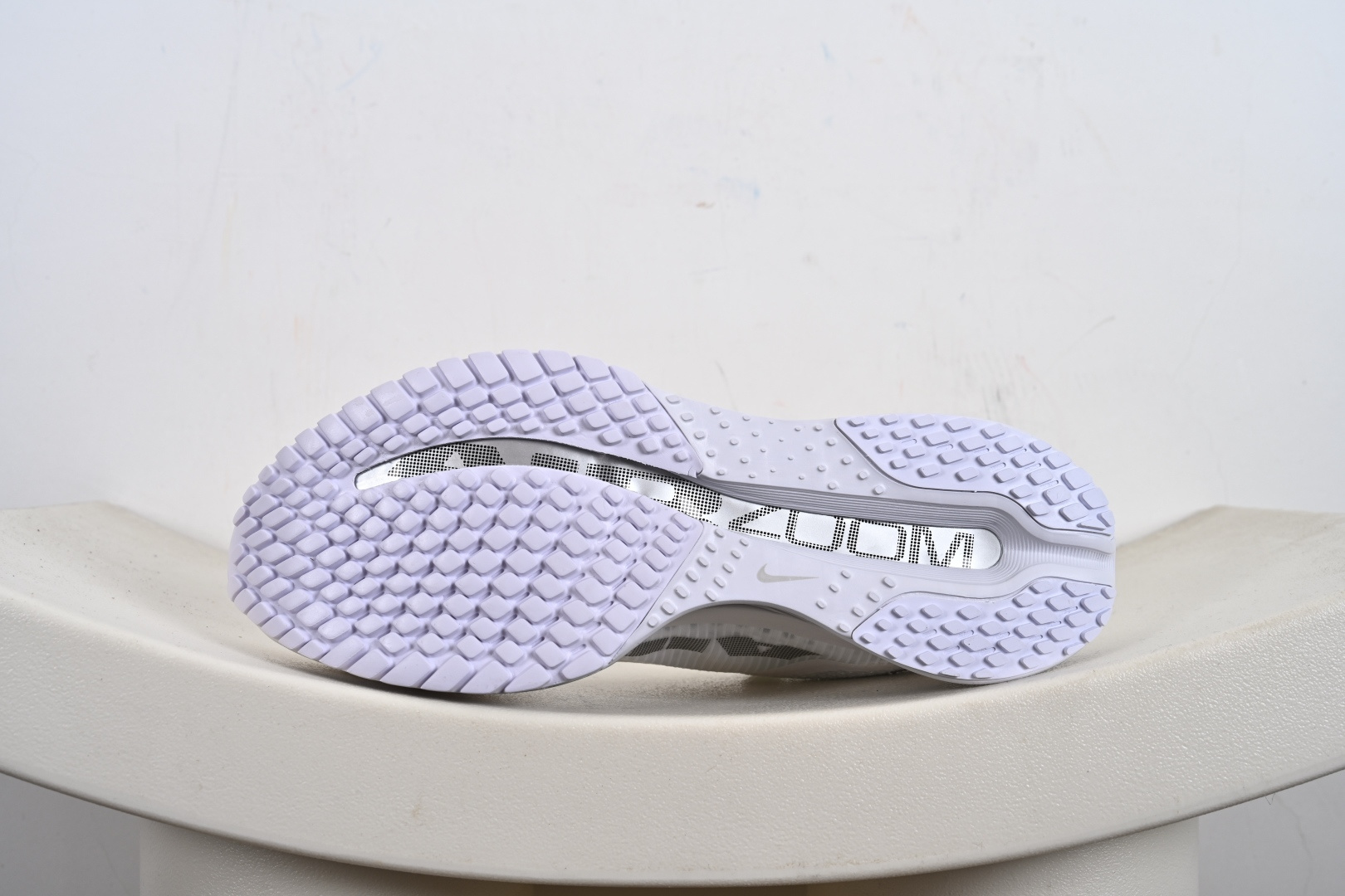 Nike Air Zoom NIKE PEGASUS PREMIUM耐克 新款气垫缓震休闲跑步鞋 HQ2592-002