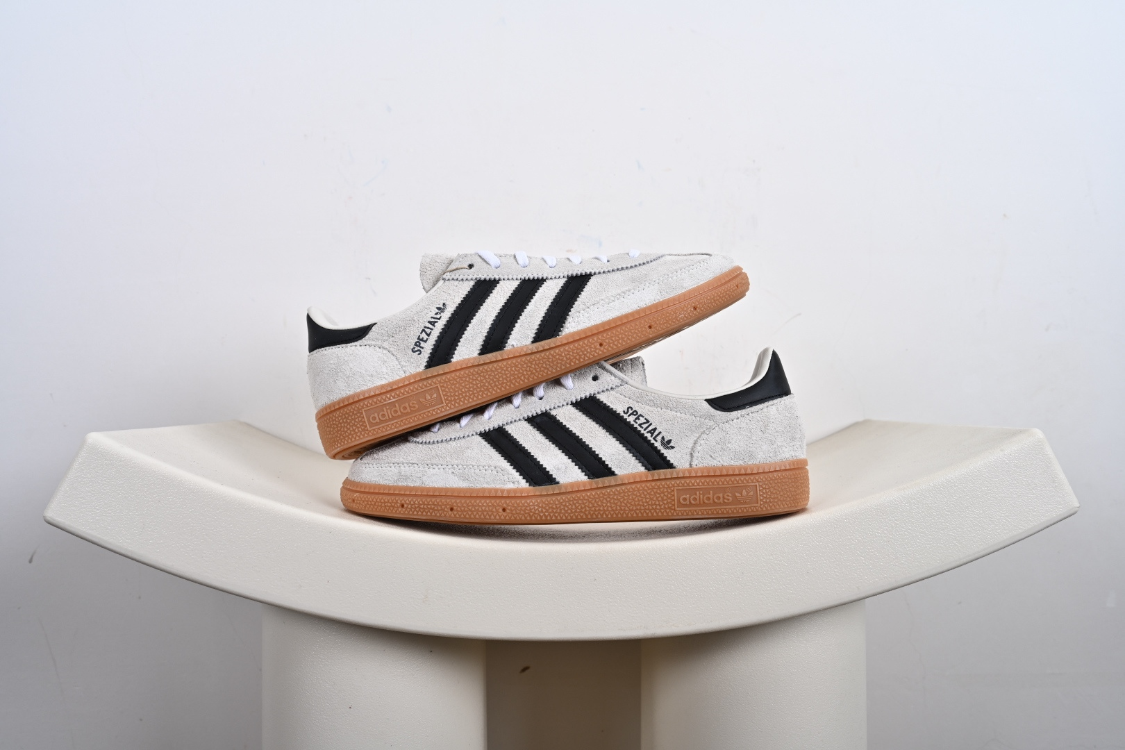 AD Handball Spezial BD7632 DB3021 IG6192 BD7633 FV1227 IF7088 IF6490 IF6562 JR7347 大