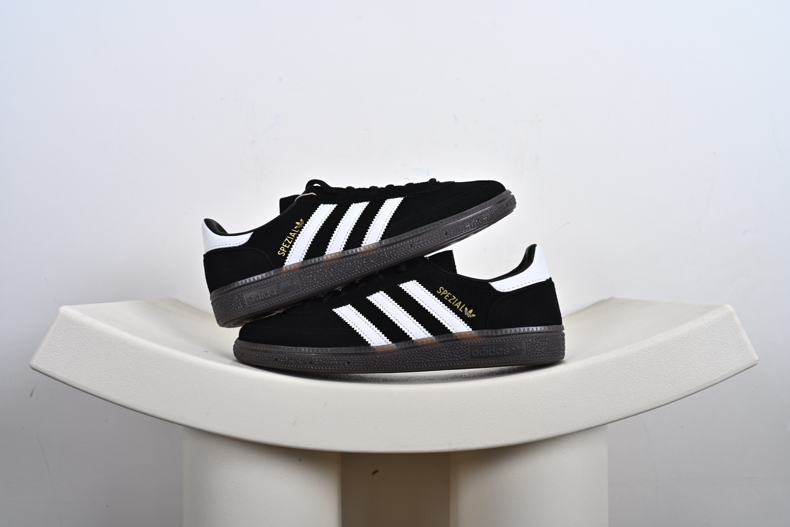 AD Handball Spezial BD7632 DB3021 IG6192 BD7633 FV1227 IF7088 IF6490 IF6562 JR7347 大