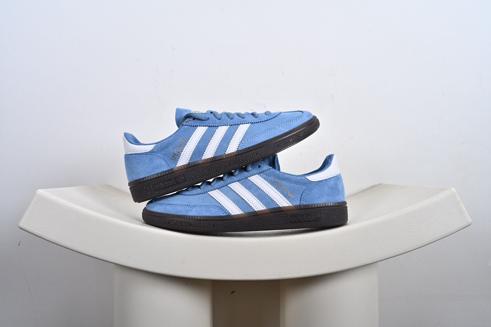 AD Handball Spezial BD7632 DB3021 IG6192 BD7633 FV1227 IF7088 IF6490 IF6562 JR7347 大