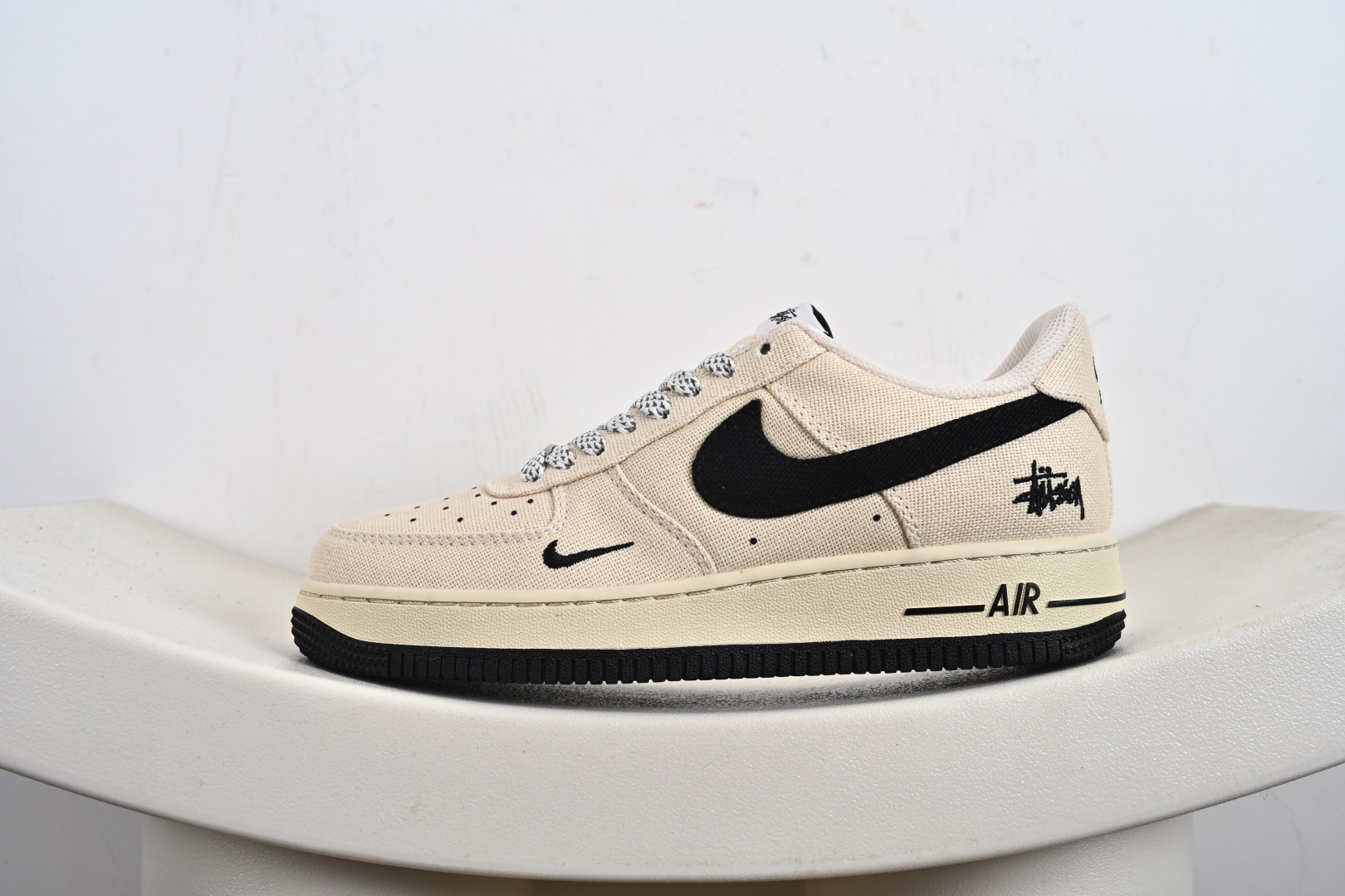 Stussy x Air Force 1 Low 斯图西 x 空军一号 低帮 联名米白黑 XX3168-155