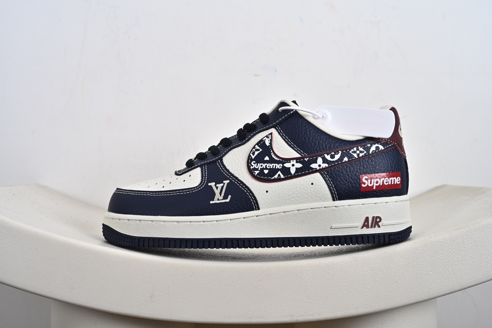 定制版Supreme x Louis x NK Air Force 1 Low Sup x 空军一号 低帮 三方联名 蓝白红 YF9511-801