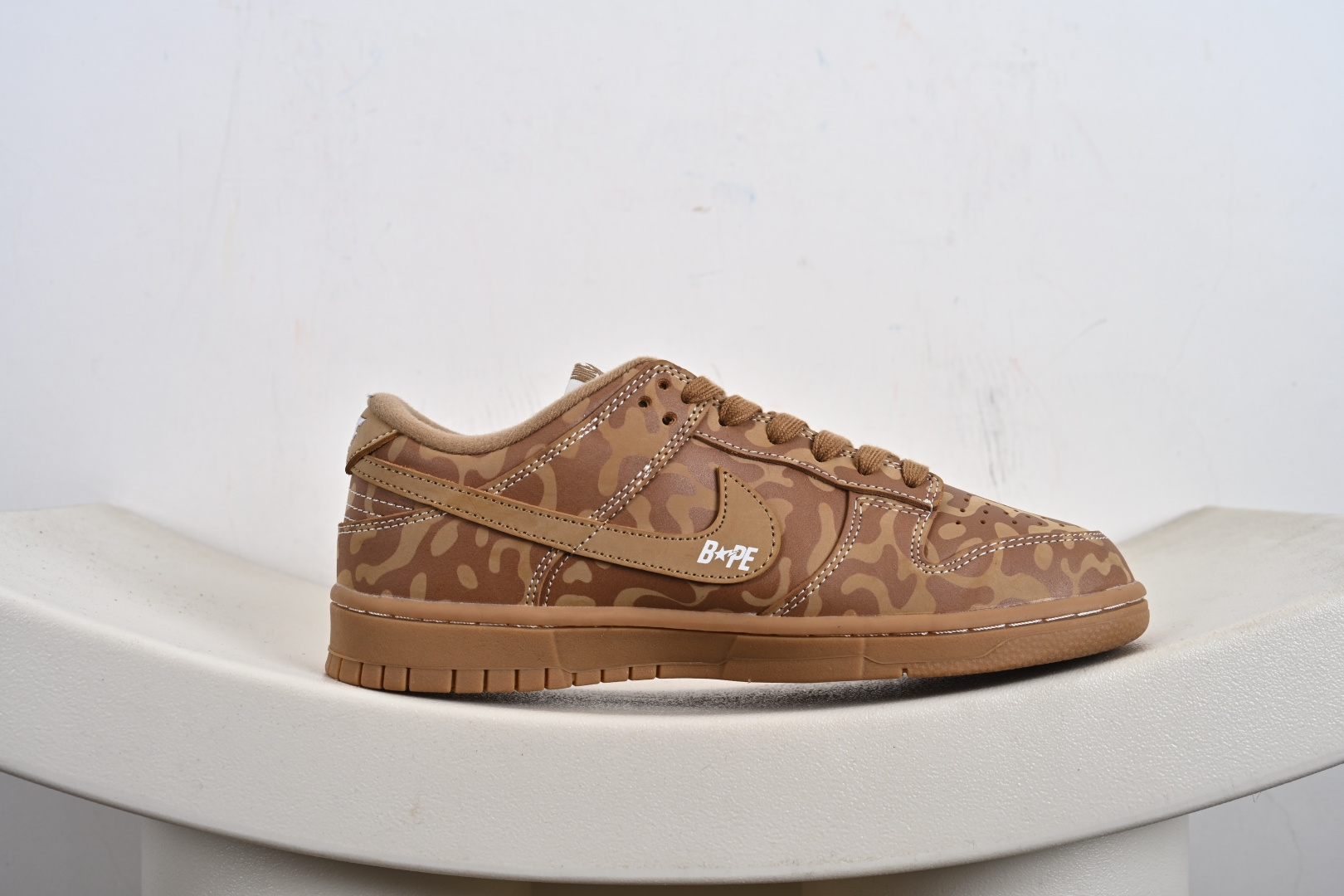 定制版Bape x NK Dunk SB Low Bpae猿人头 x SB 低帮 联名小麦 LW1818-121
