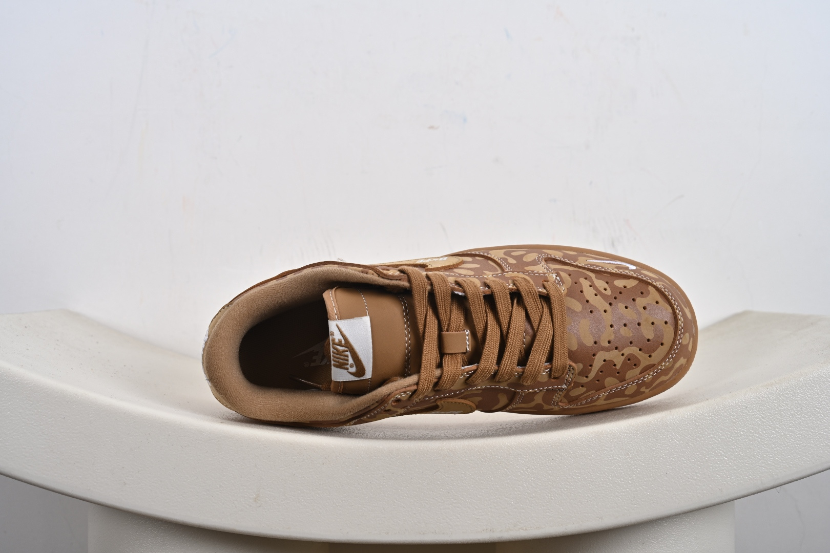 定制版Bape x NK Dunk SB Low Bpae猿人头 x SB 低帮 联名小麦 LW1818-121