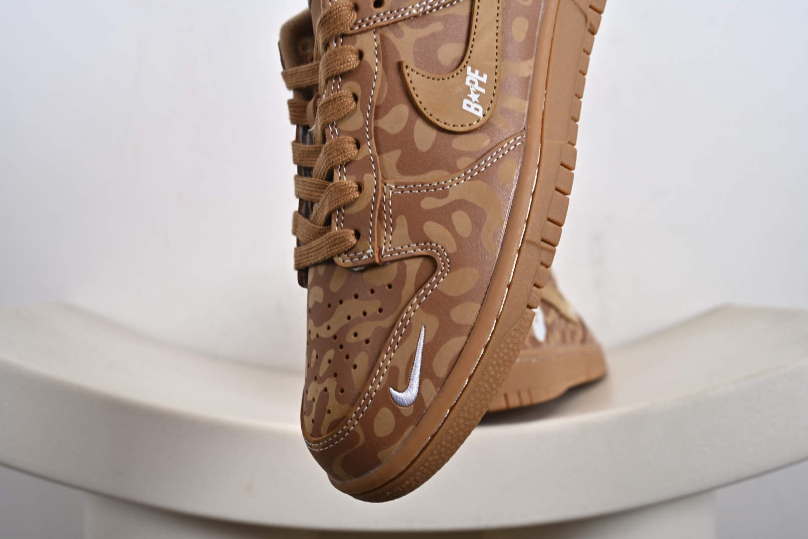 定制版Bape x NK Dunk SB Low Bpae猿人头 x SB 低帮 联名小麦 LW1818-121