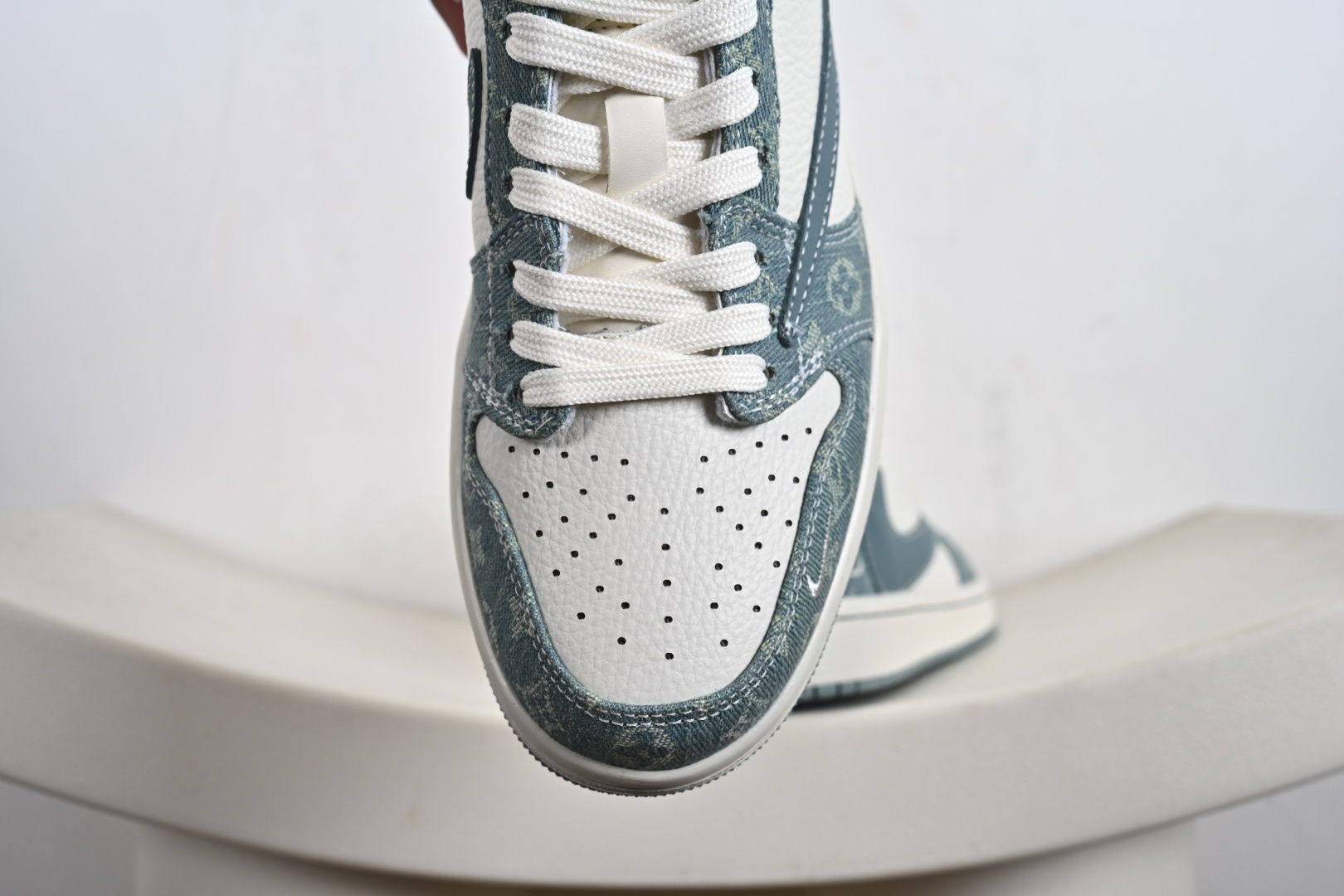 Nike Air Jordan 1 Low 定制配色 LV联名 定制AJ联名-高端定制 低帮复古文化板鞋 SC0601-057