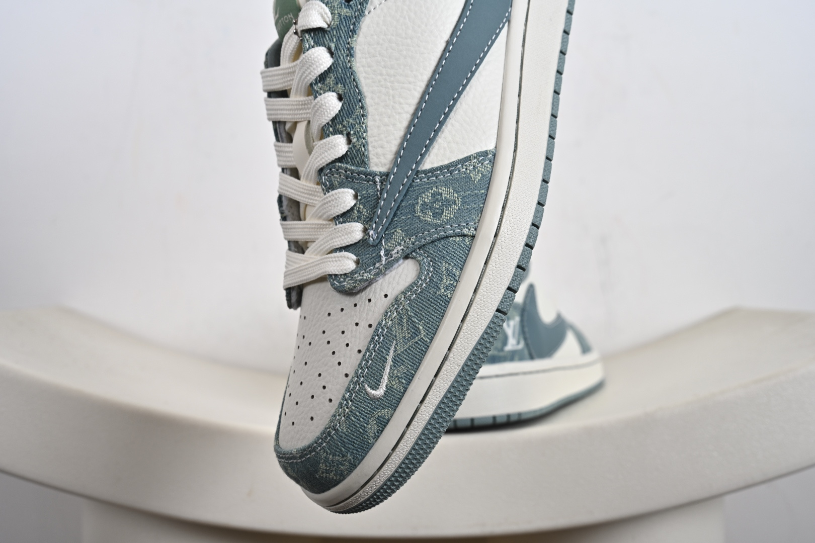 Nike Air Jordan 1 Low 定制配色 LV联名 定制AJ联名-高端定制 低帮复古文化板鞋 SC0601-057