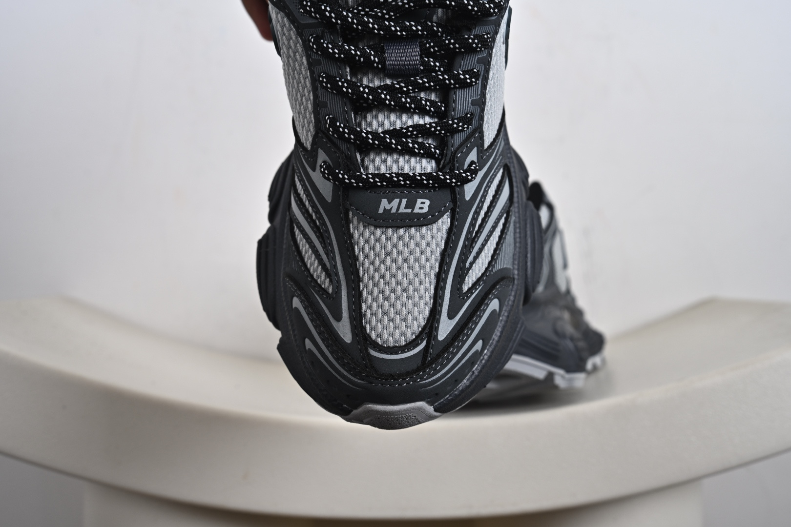 NY美国榄球洋基队限定 x MLB Big Ball Chunky Mesh 厚底老爹系列低帮魔术贴轻量休闲运动慢跑鞋 3ASHW015N