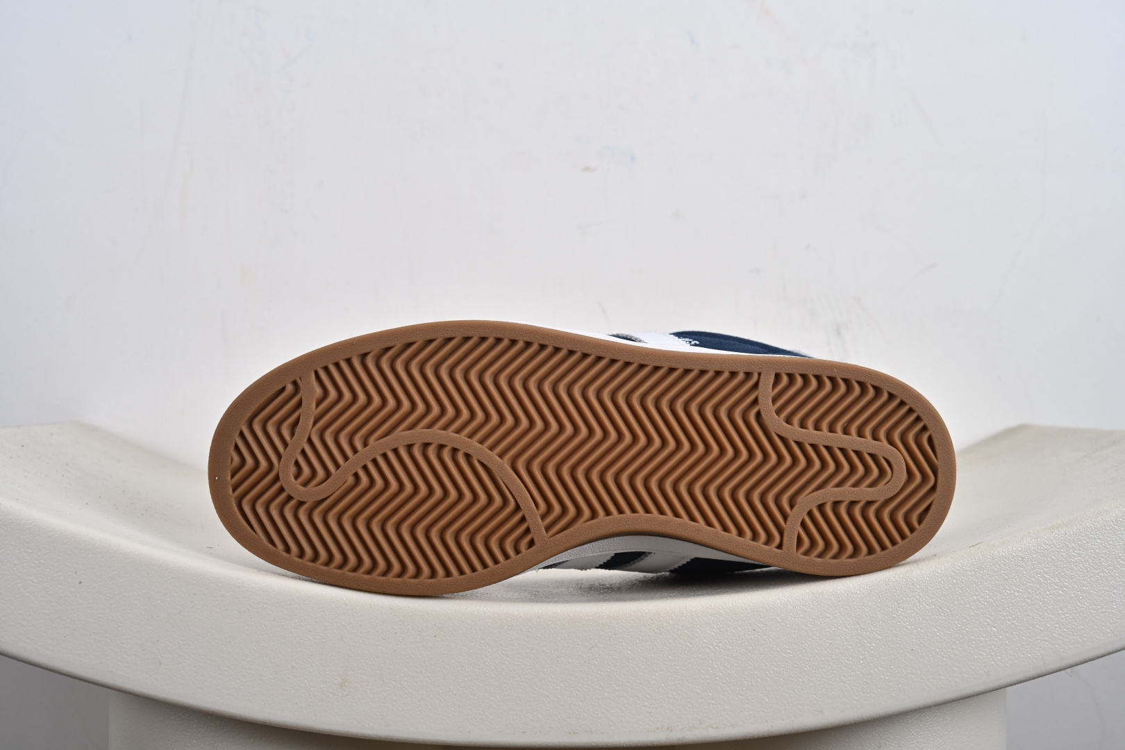 Adidas CAMPUS OOs W 阿迪达斯学院系列 面包风经典复古低帮百搭休闲运动板鞋 JI3163