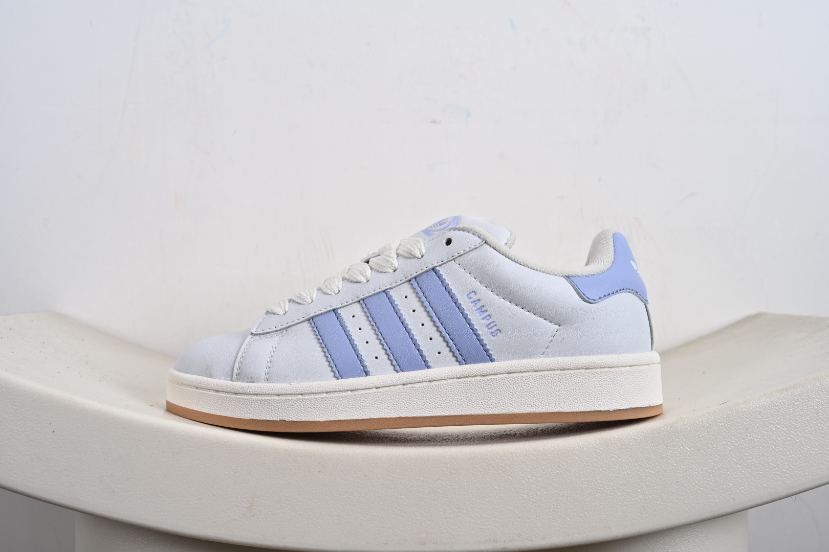 Adidas CAMPUS OOs W 阿迪达斯学院系列 面包风经典复古低帮百搭休闲运动板鞋 JQ7768