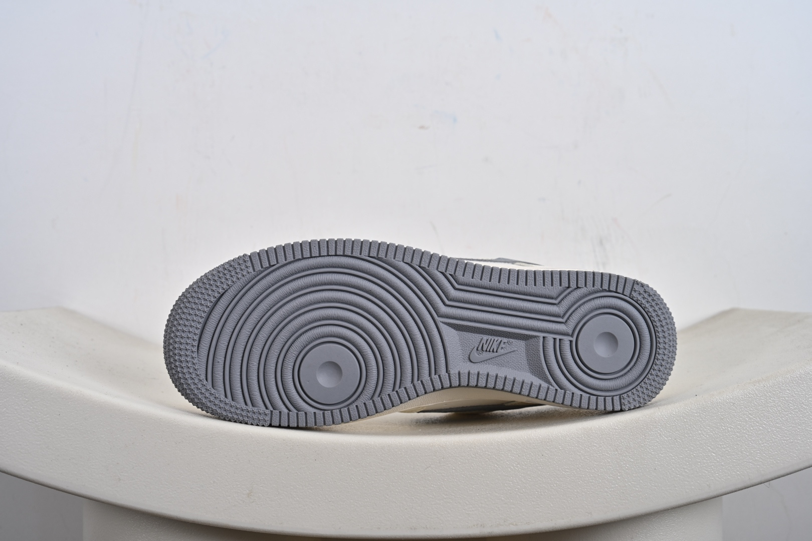 NIke Air Force 1 '07 Low “NIKE-树纹经典灰”空军一号 低帮 运动鞋 休闲鞋 SM6668-106